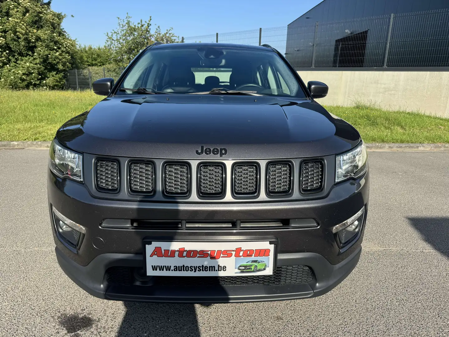 Jeep Compass 1.6 MJD 4x2 Downtown Night Eagle*EU6d*Garantie* Grau - 2