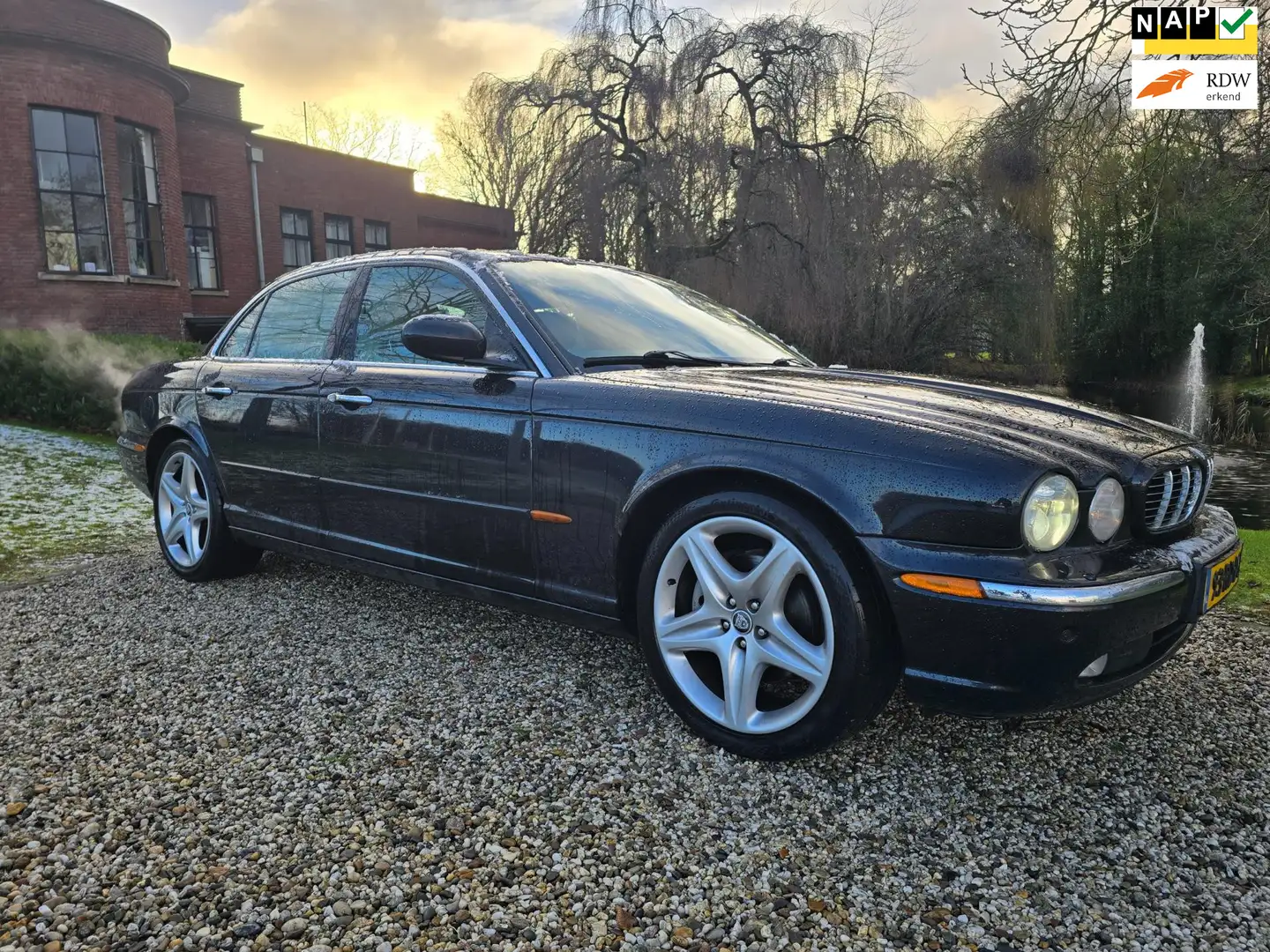 Jaguar XJ 3.0 V6 Sovereign Automaat Leer stoelverwarming Zee Noir - 1