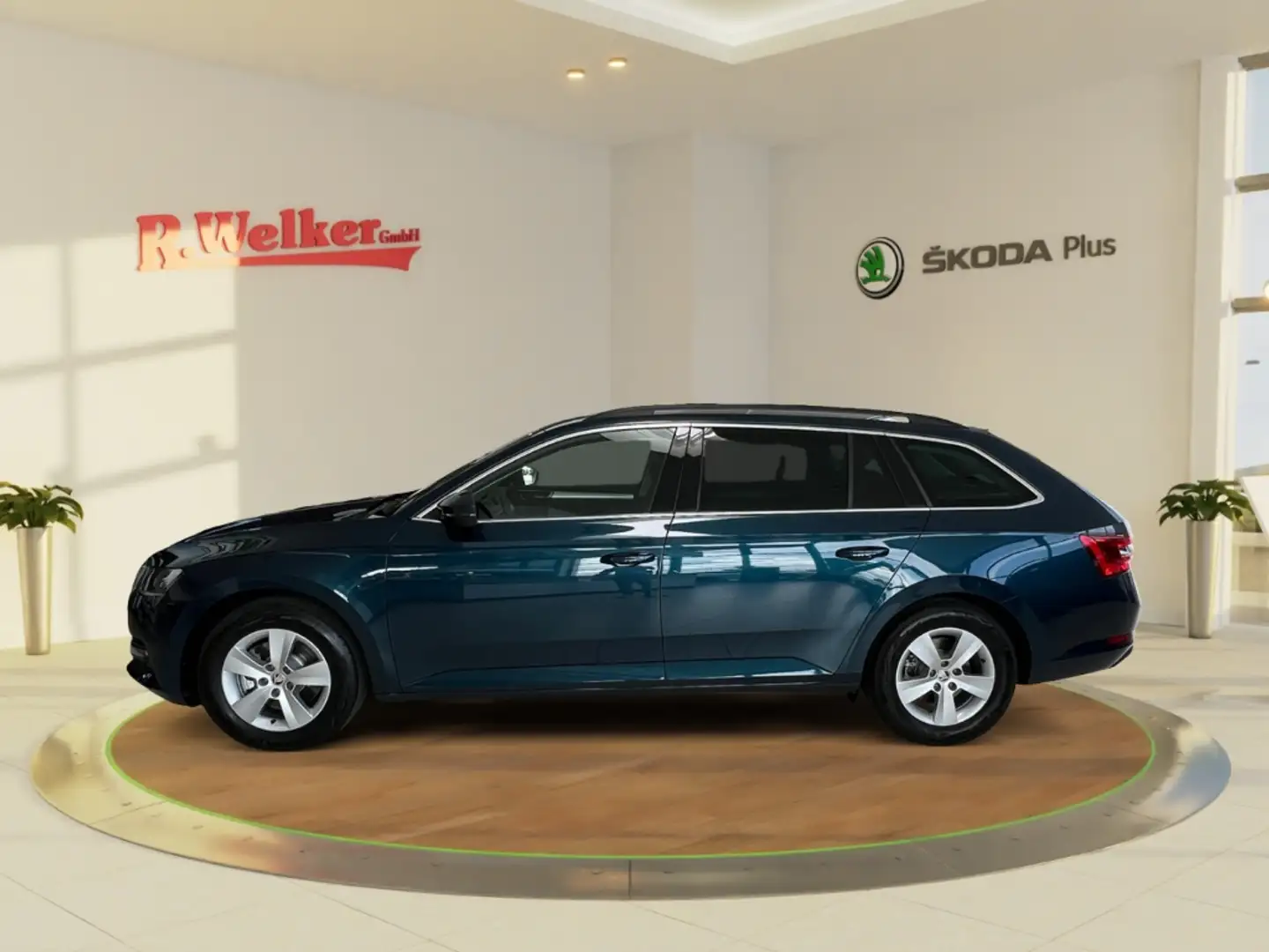 Skoda Superb Combi Ambition 2.0 TDI ''Komfort Plus''PDC''SHZ''A Blau - 2