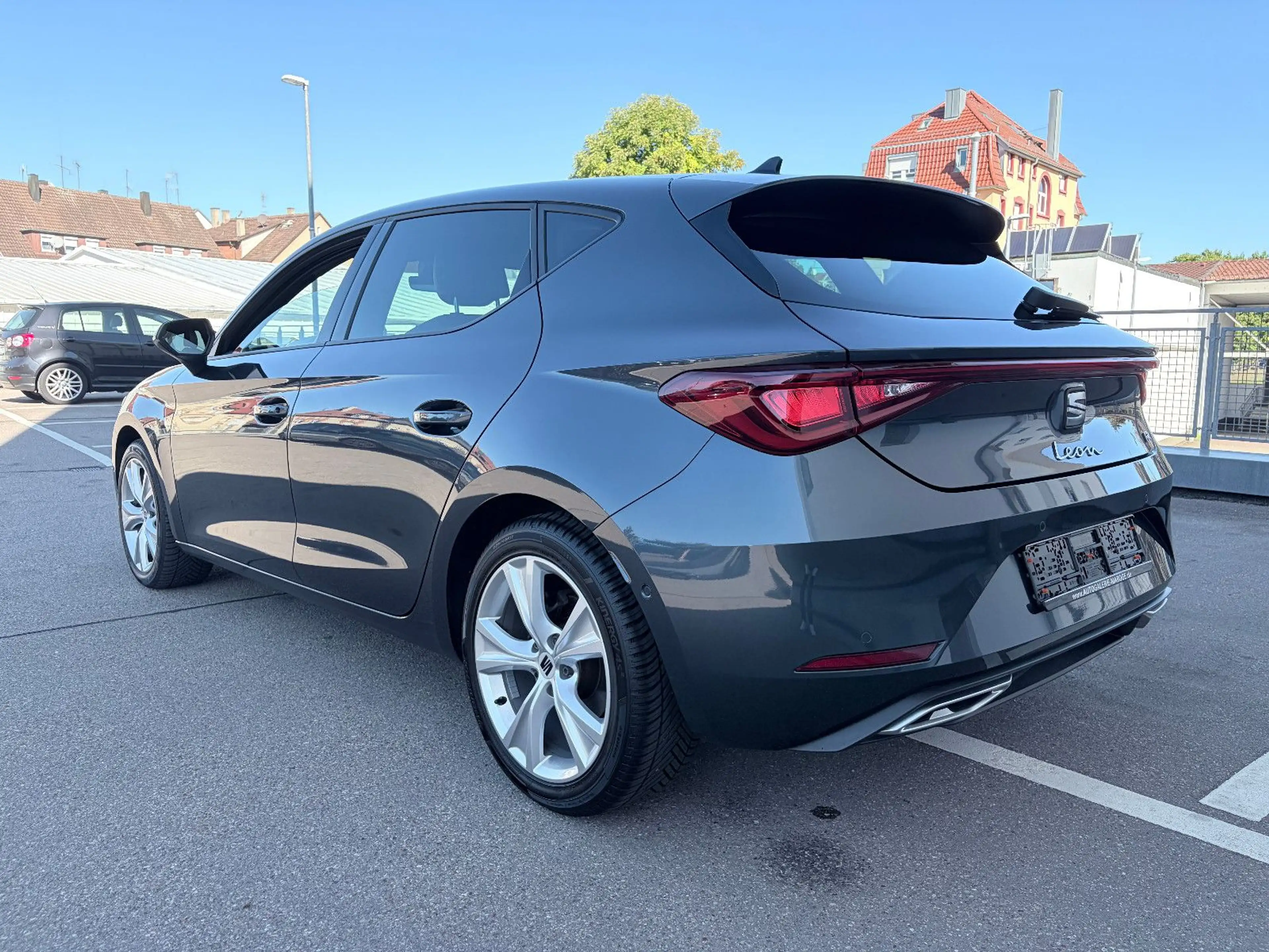 SEAT Leon 1.5 DSG eTSI FR NAVI/VIRTUAL/LED/ACC/SITZH. — photo 7