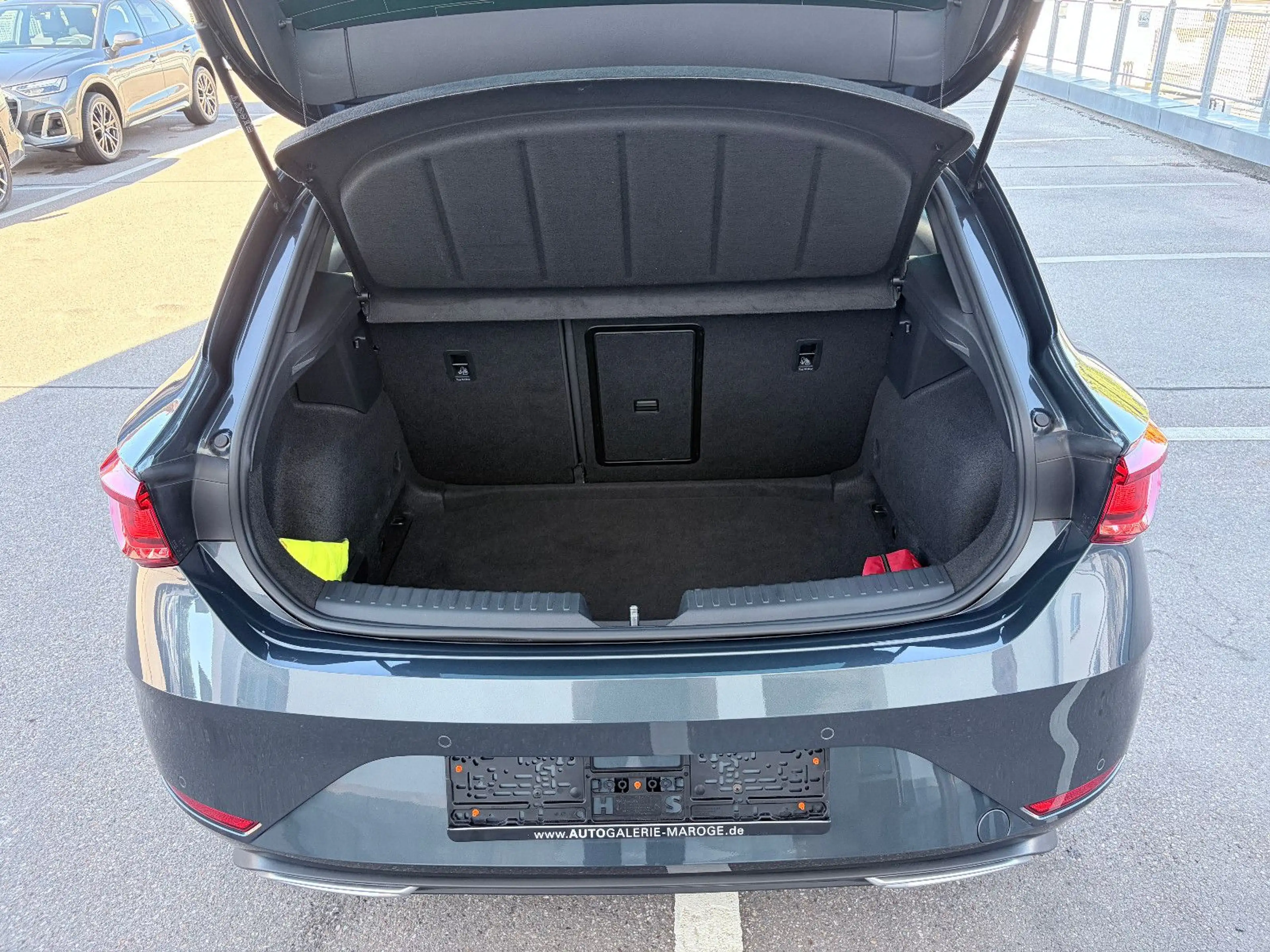 SEAT Leon 1.5 DSG eTSI FR NAVI/VIRTUAL/LED/ACC/SITZH. — photo 14