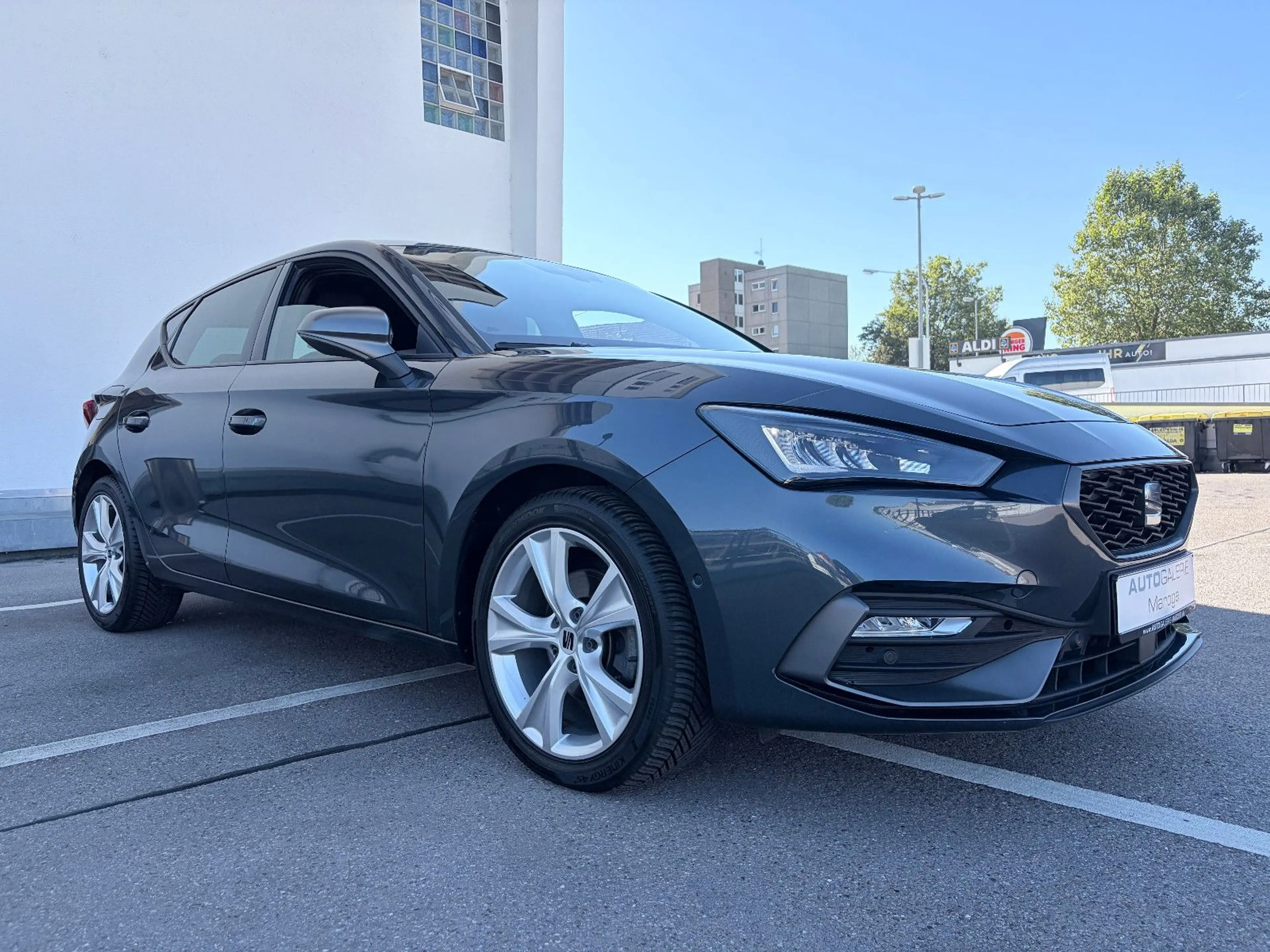 SEAT Leon 1.5 DSG eTSI FR NAVI/VIRTUAL/LED/ACC/SITZH. — photo 3