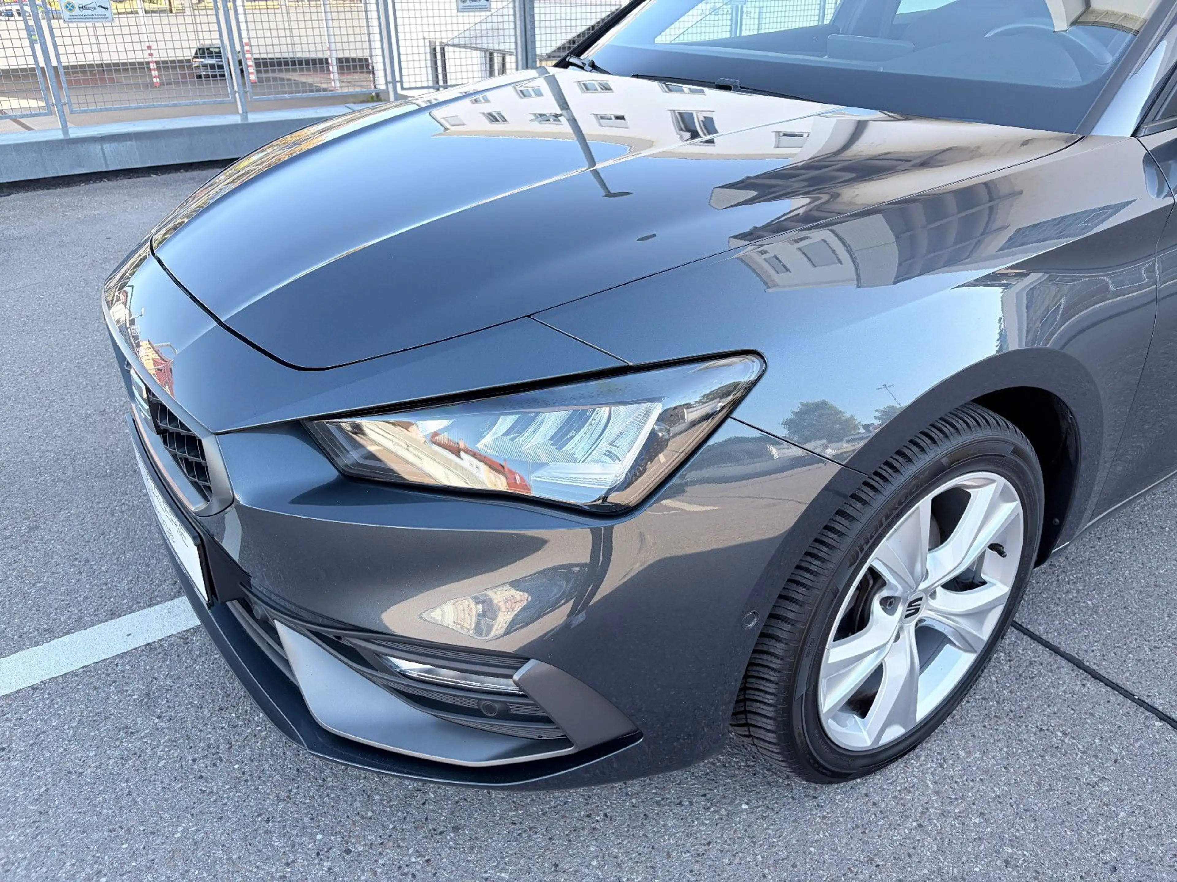 SEAT Leon 1.5 DSG eTSI FR NAVI/VIRTUAL/LED/ACC/SITZH. — photo 10