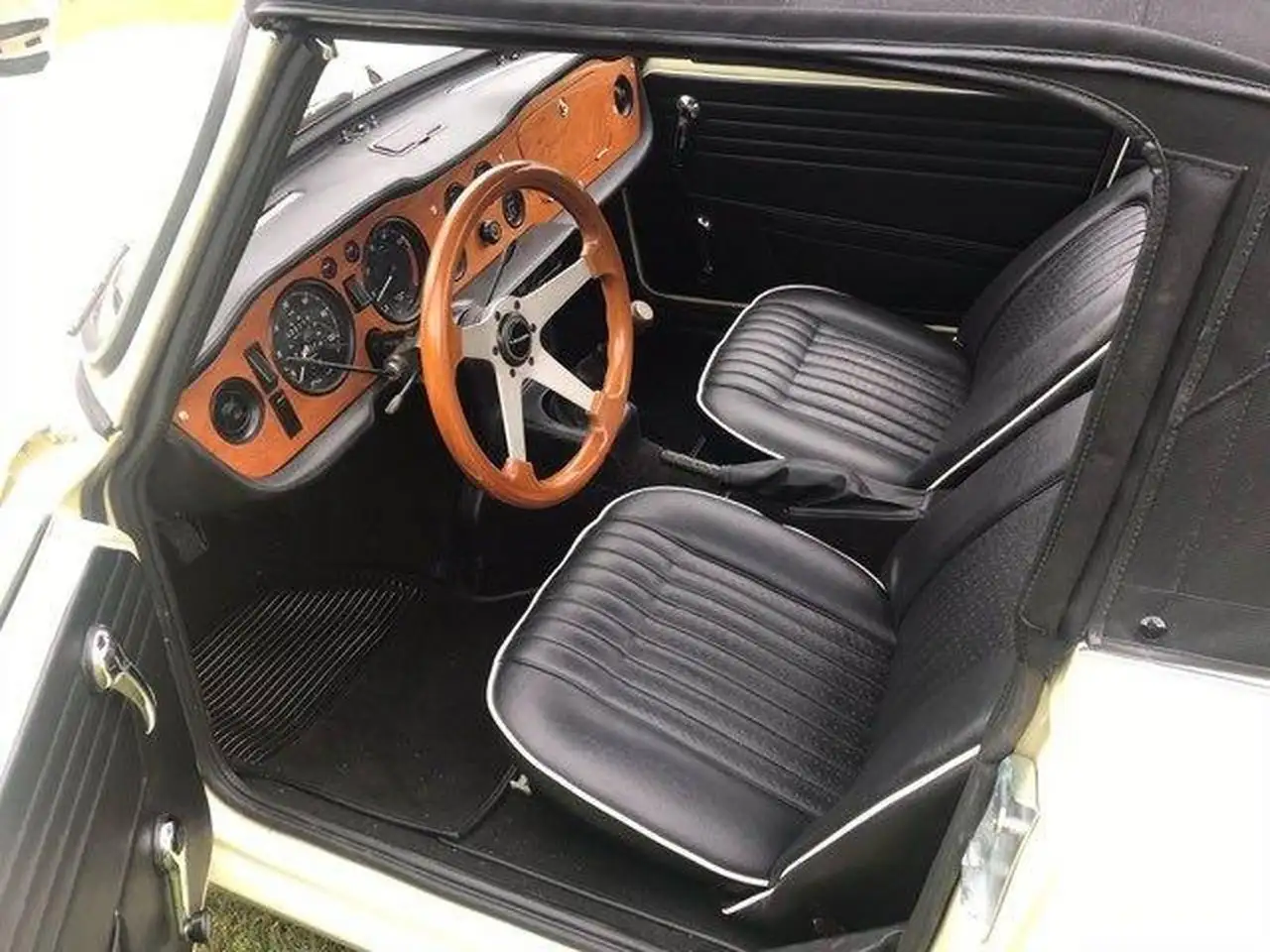 Triumph TR5 Cabrio, foto 6