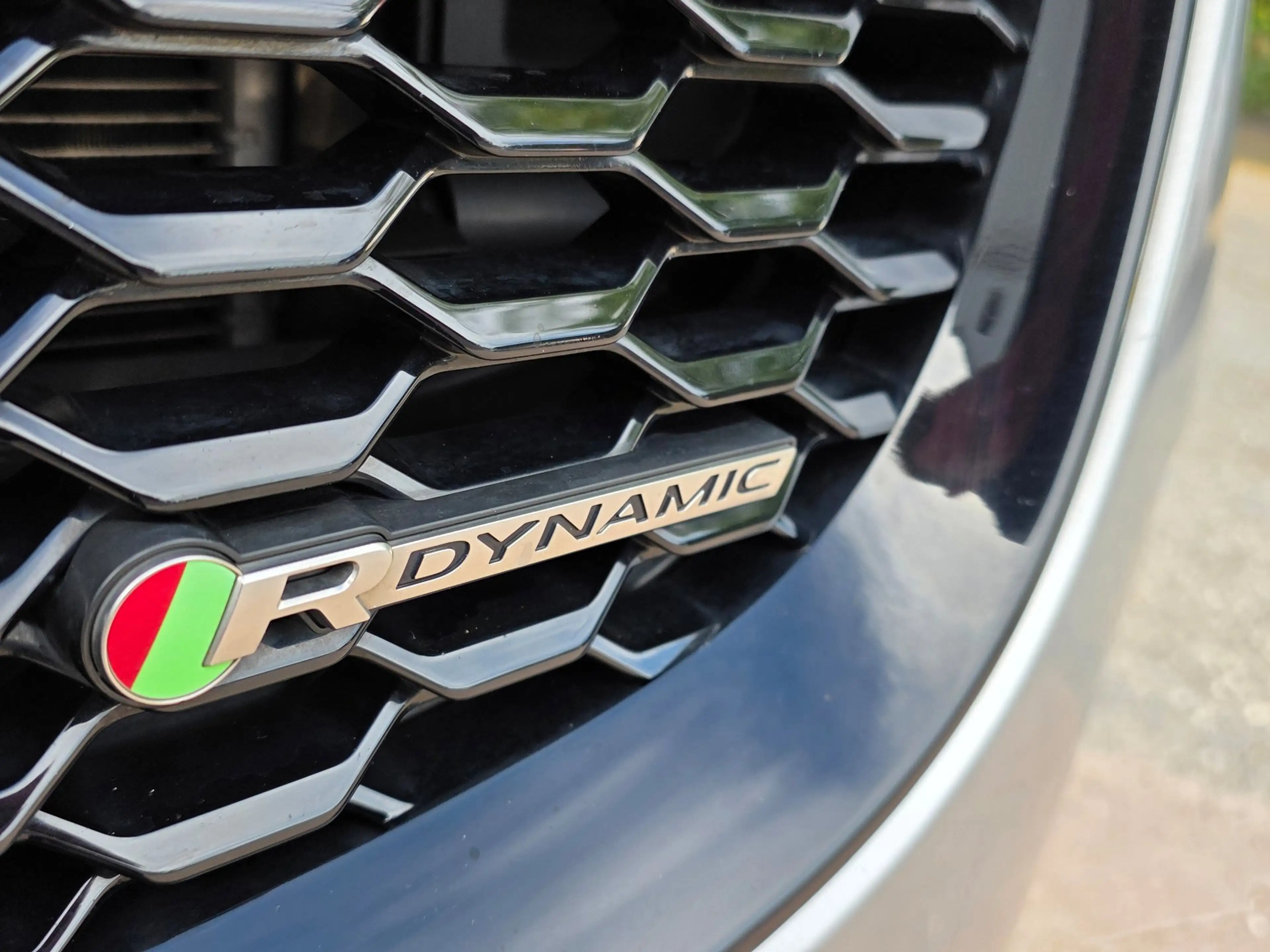 Jaguar E-Pace 2.0 P250 AWD R-Dynamic S Automaat BJ.2018 / Navi / — photo 10