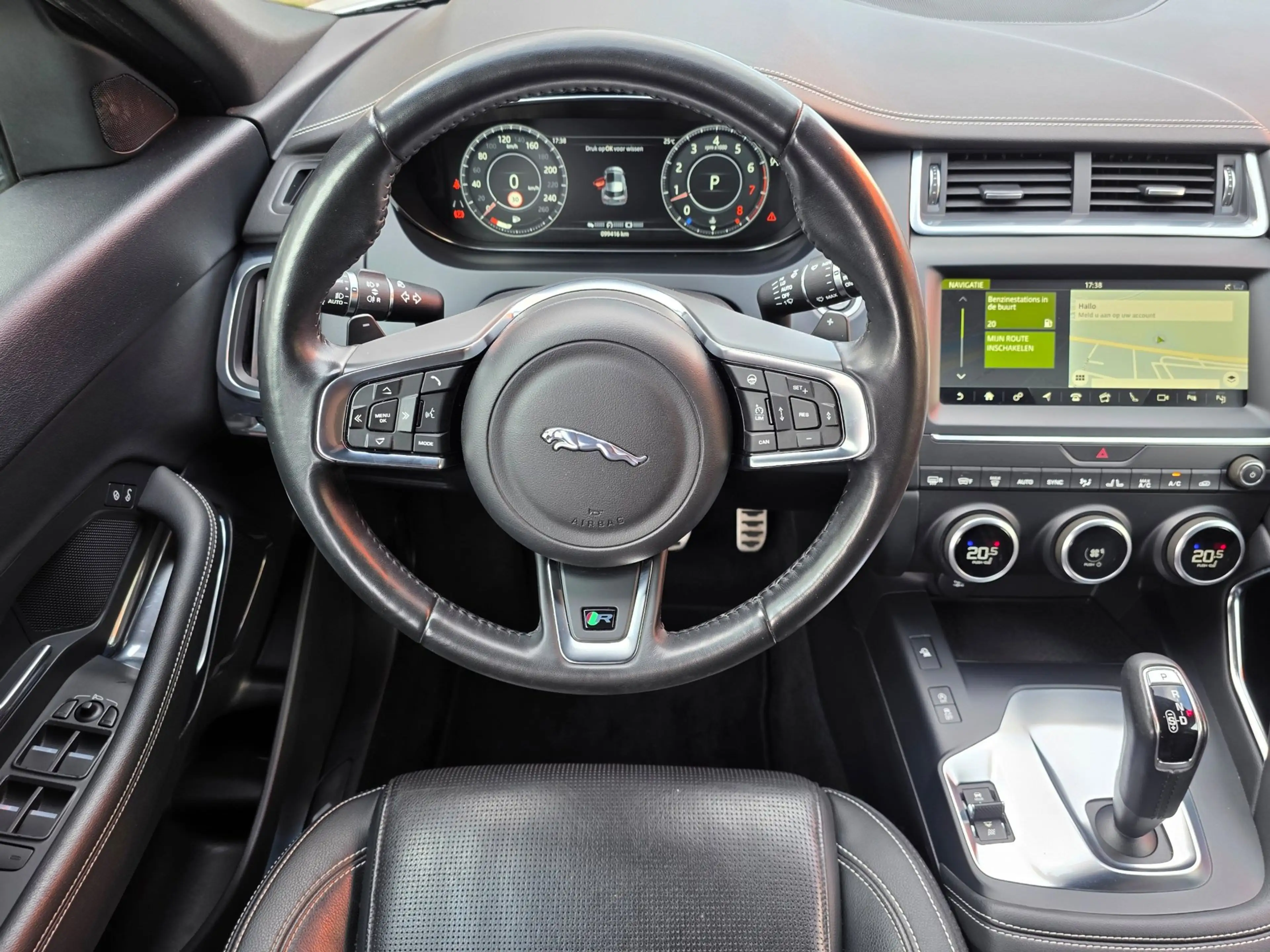 Jaguar E-Pace 2.0 P250 AWD R-Dynamic S Automaat BJ.2018 / Navi / — photo 15
