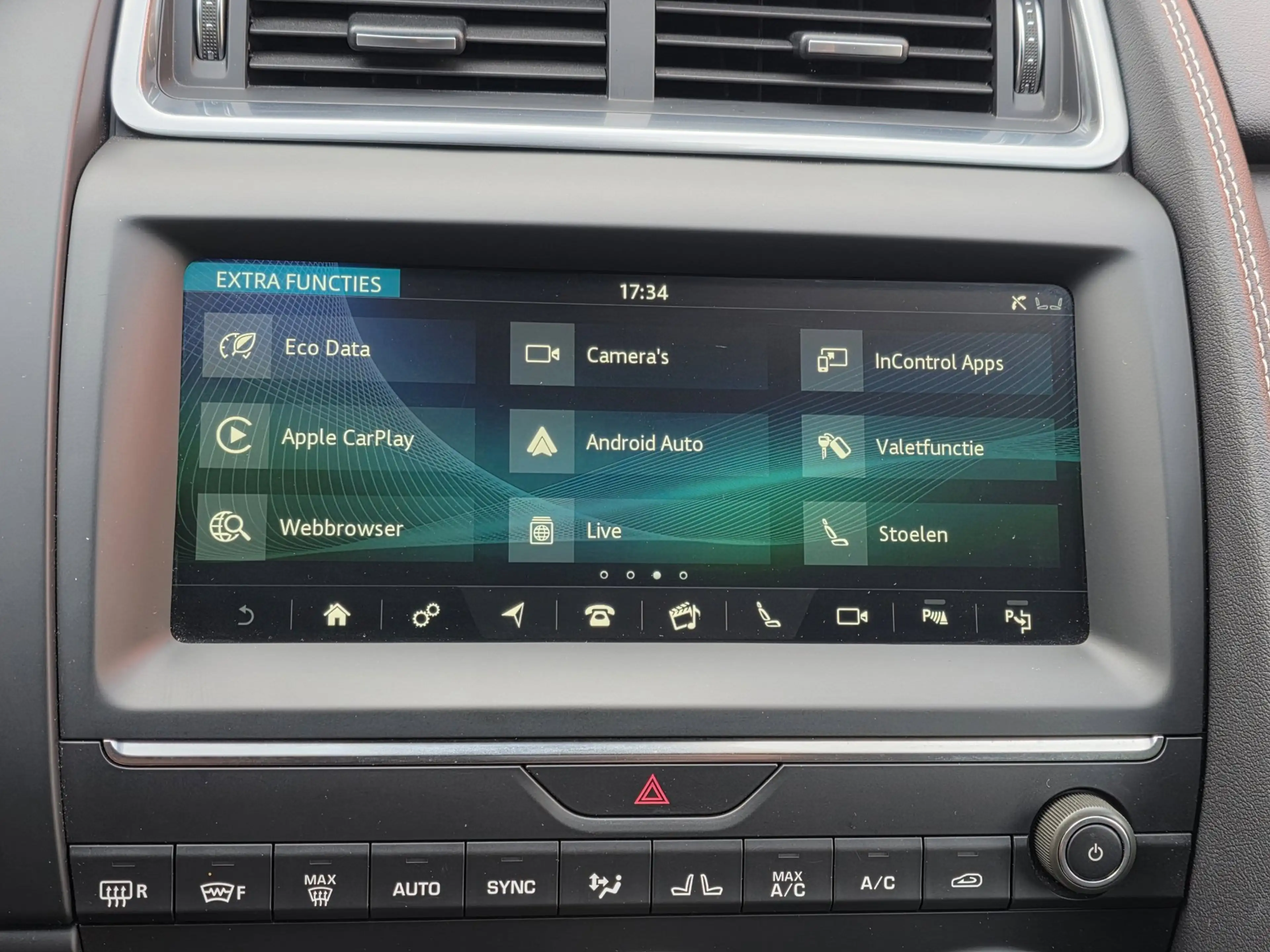 Jaguar E-Pace 2.0 P250 AWD R-Dynamic S Automaat BJ.2018 / Navi / — photo 19