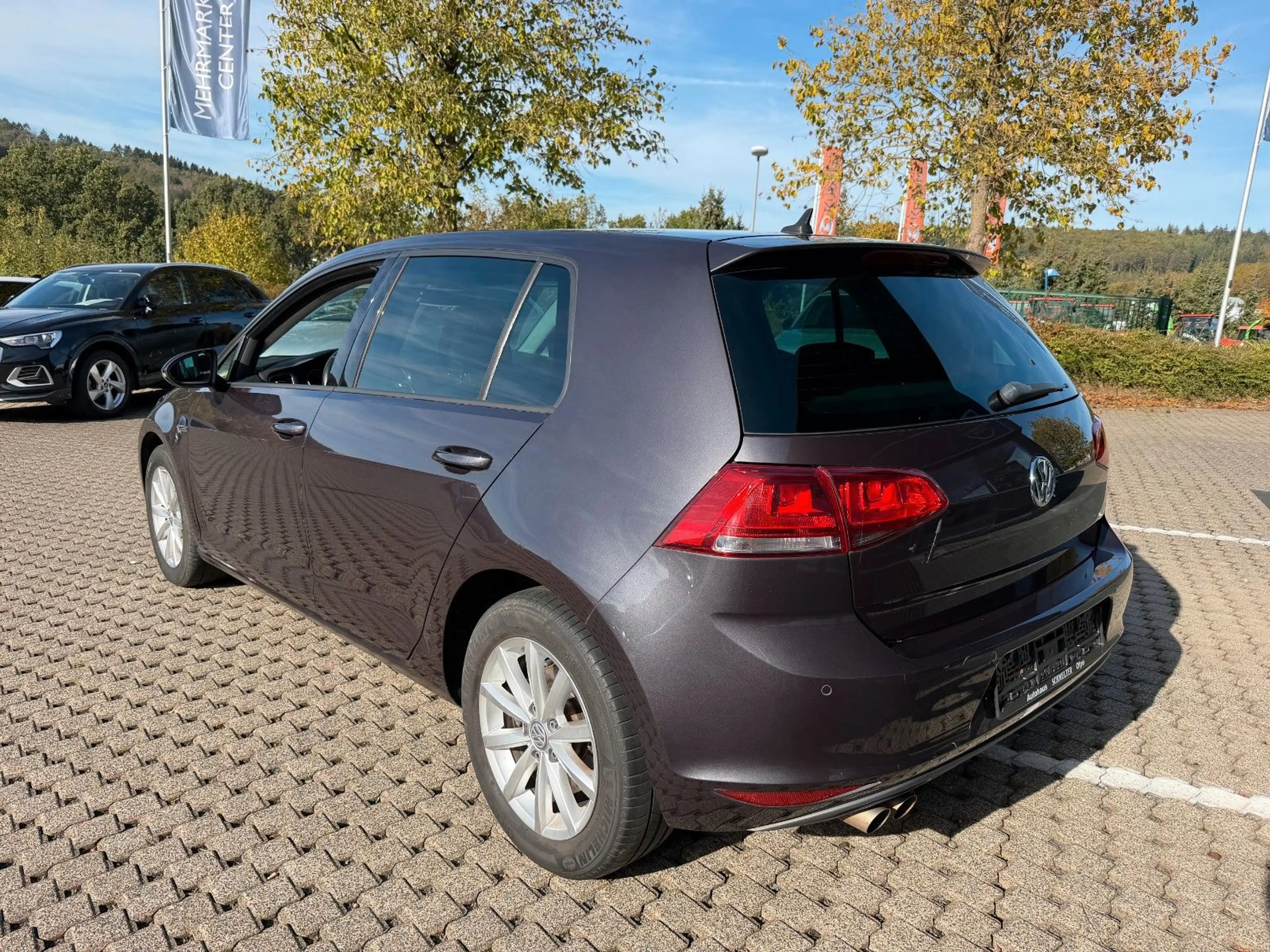 Volkswagen Golf VII Lim. Lounge BMT Bi-Xenon+Navi — photo 5