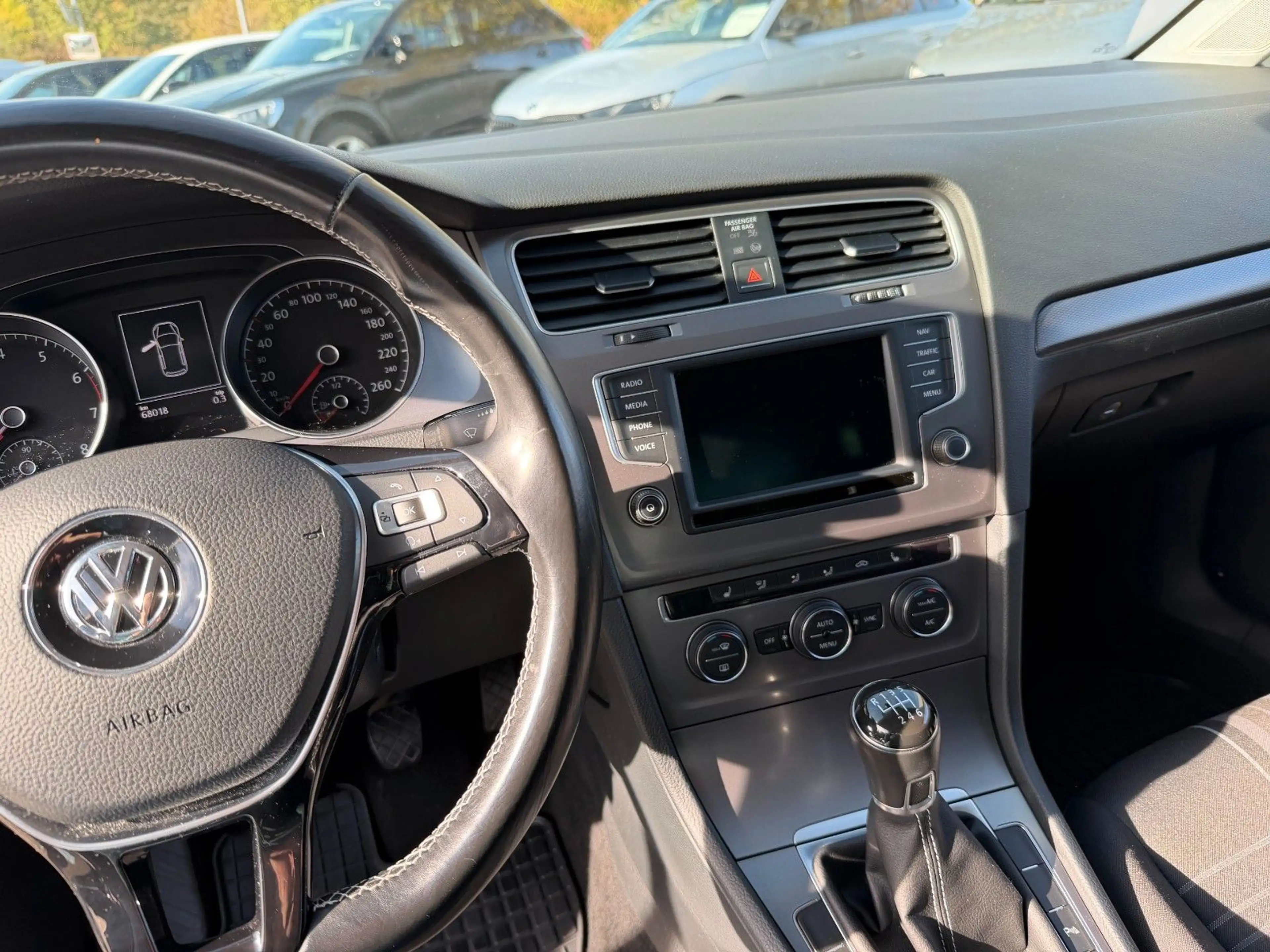 Volkswagen Golf VII Lim. Lounge BMT Bi-Xenon+Navi — photo 14