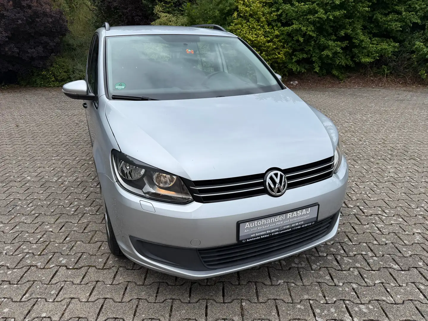 Volkswagen Touran 1.2 TSI Trendline*KLIMATRONIC*7.SITZER*BRC*SHZ*AHK Grau - 1