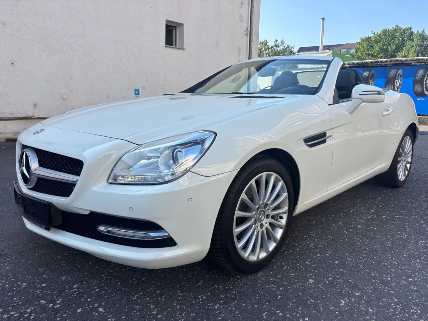 Mercedes-Benz SLK 200 Roadster  BlueEfficiency *toller Zustand Weiß - 1
