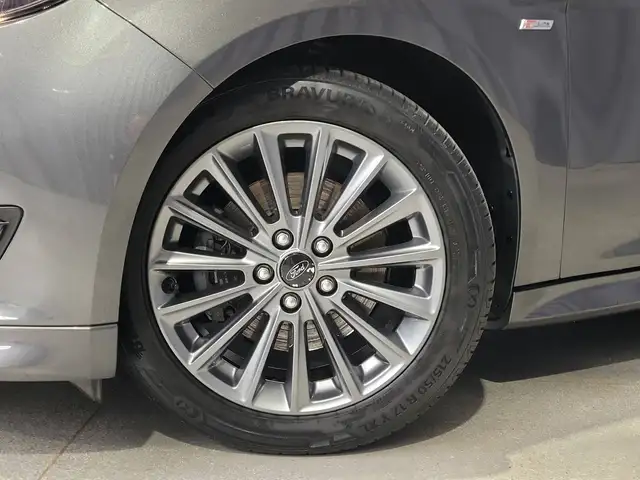 Ford Focus view 8