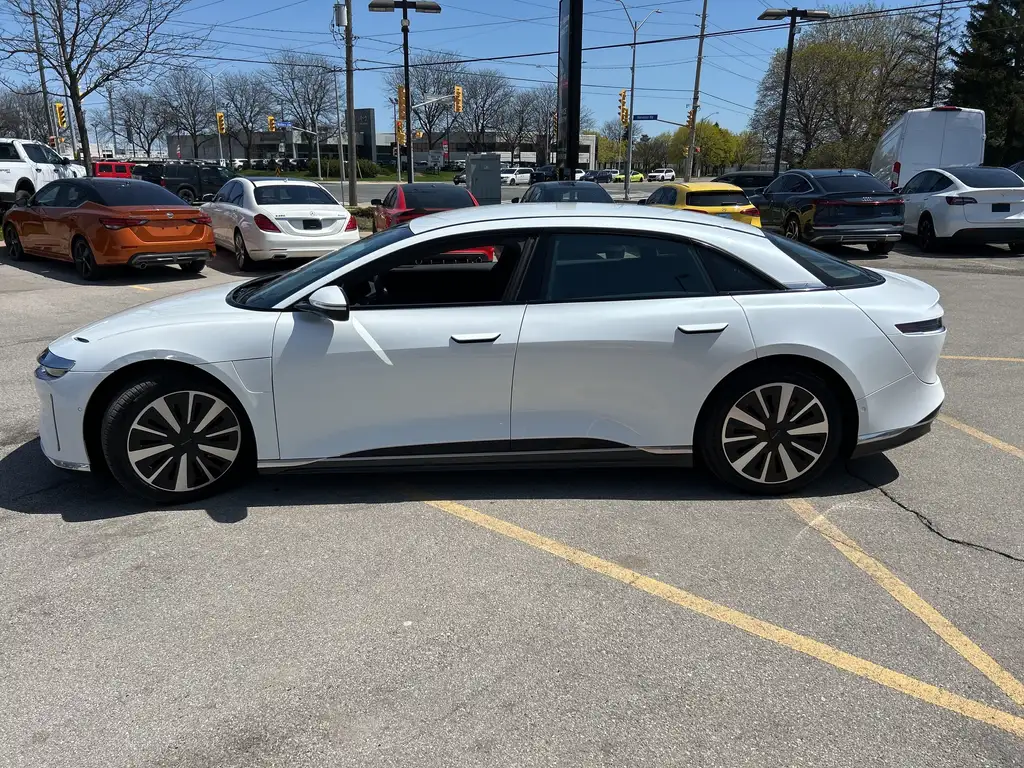Lucid Air 2024 photo 4