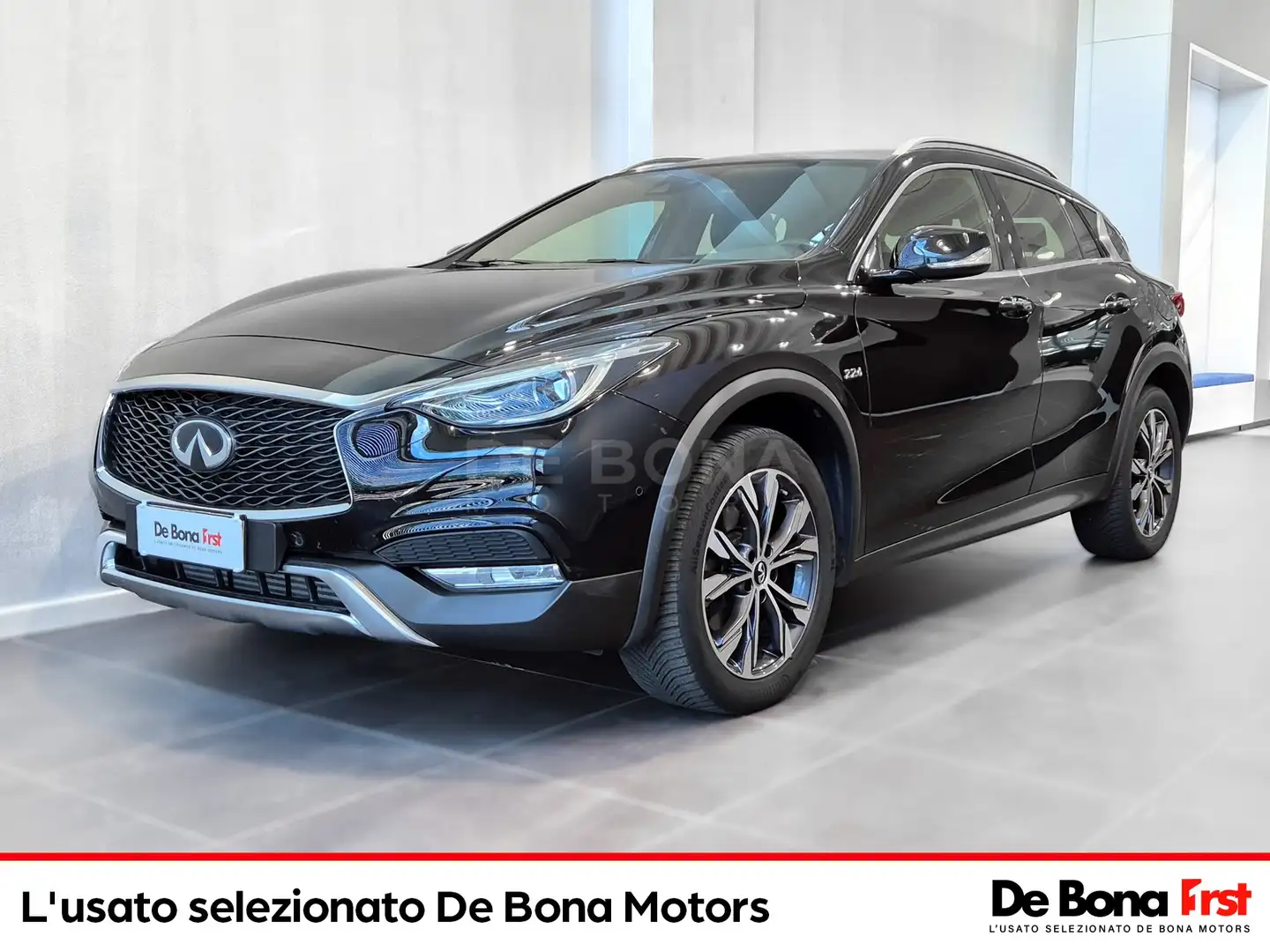 Infiniti QX30 2.2d executive awd dct - 1