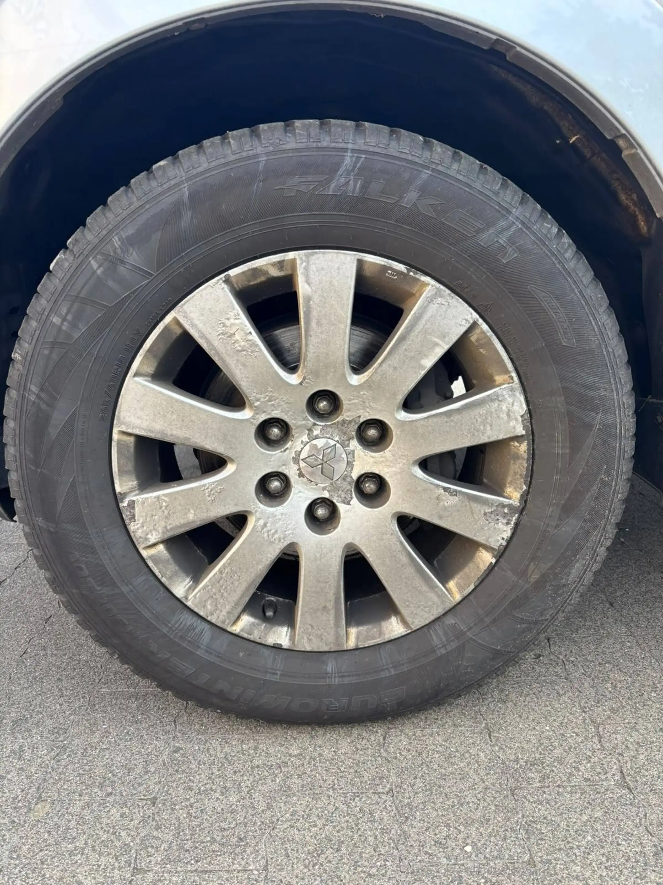 Mitsubishi Pajero 3.2 DI-D Edition 100 *7-Sitzer*ALLRAD*SCHIEBEDACH*AHK*ALU*ELEKTRISCHE-SITZE* — photo 10