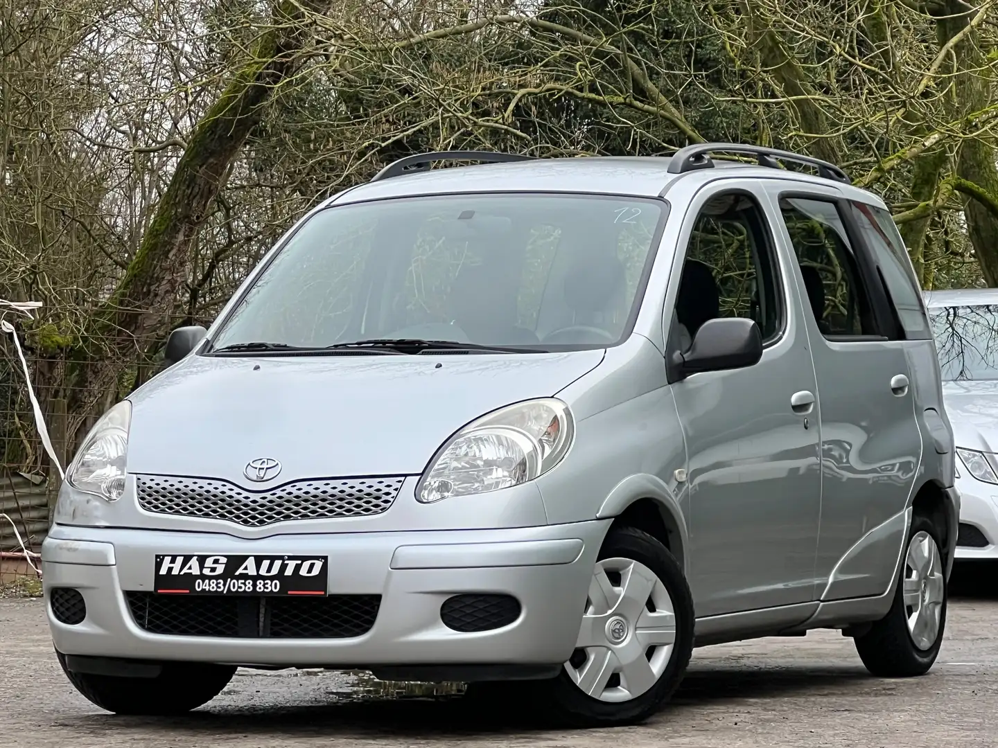 Toyota Yaris Verso 1.3i VVT-i//B.AUTO//CARNET//1MAIN - 1