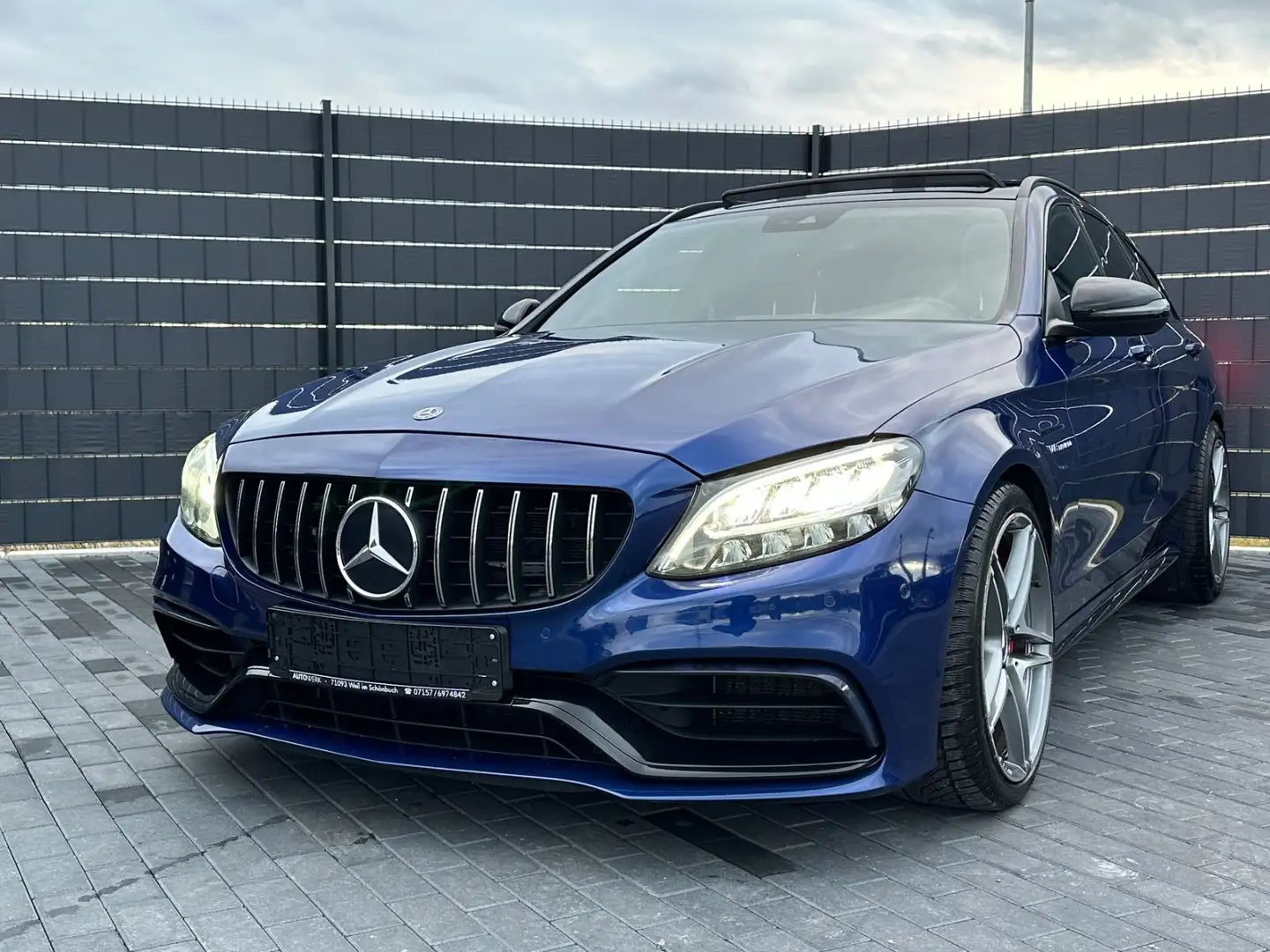 Mercedes-Benz C 63 AMG C 63 S AMG T*9G*PANO*CAM*NIGHT*MBUX*LEDER*BURM* Niebieski - 1
