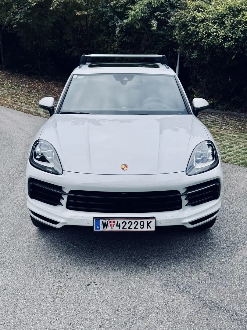 Porsche Cayenne Cayenne III 3.0 V6 340ch •1. Hand •Tiptronic B Weiß - 2