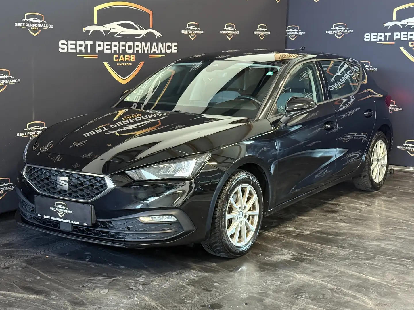 SEAT Leon Style Schwarz - 1
