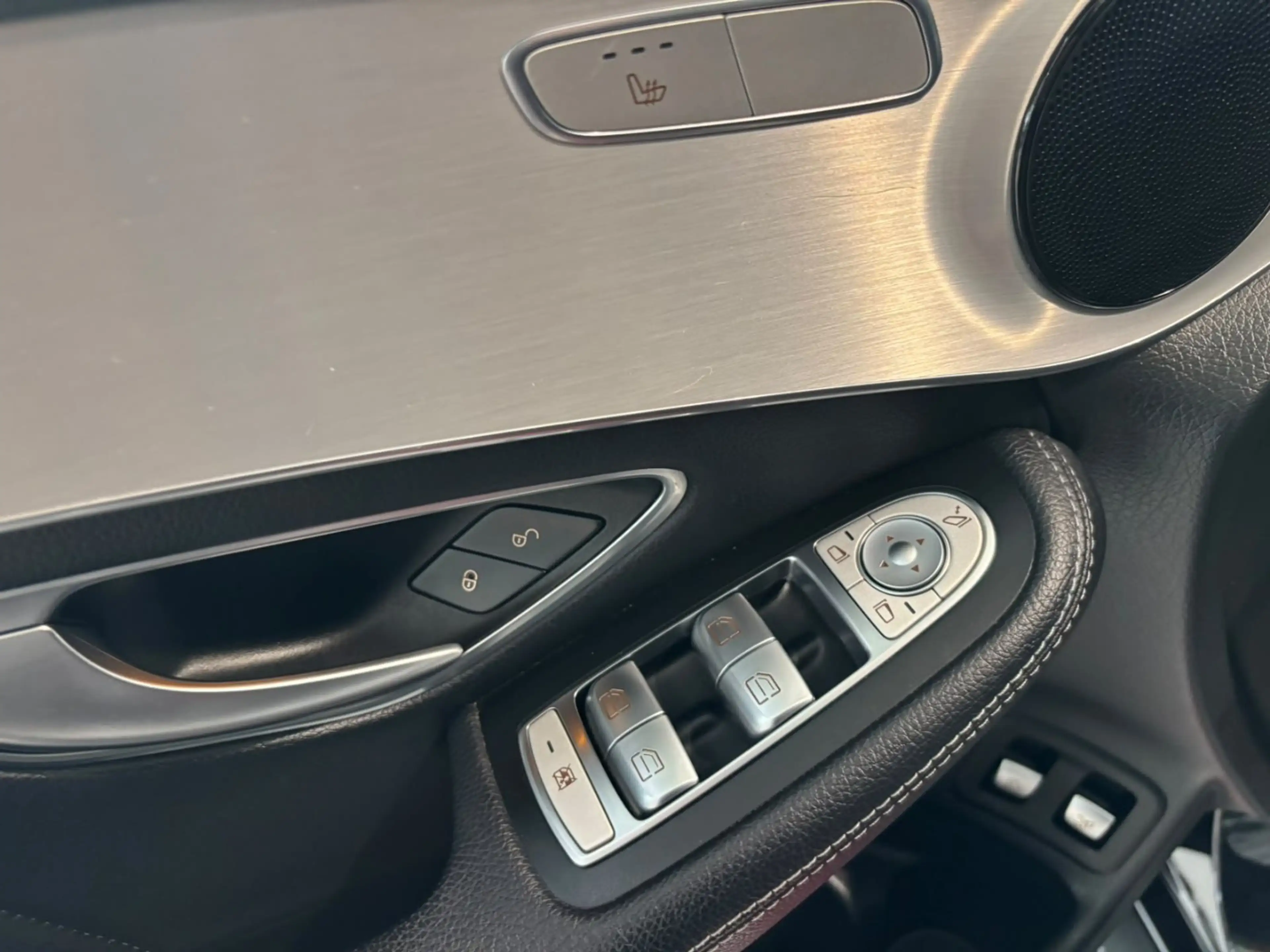 Mercedes-Benz GLC 220 d 4Matic AMG Line*AHK* — photo 20