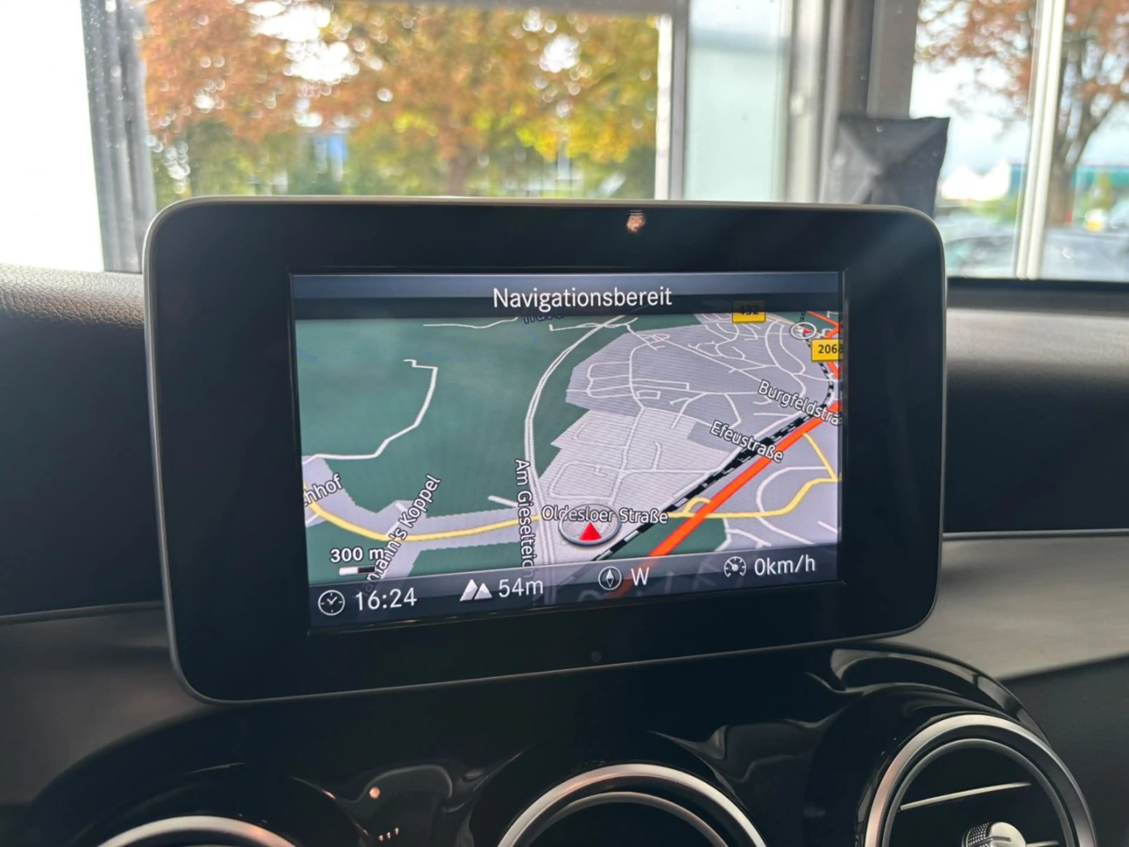 Mercedes-Benz GLC 220 d 4Matic AMG Line*AHK* — photo 29