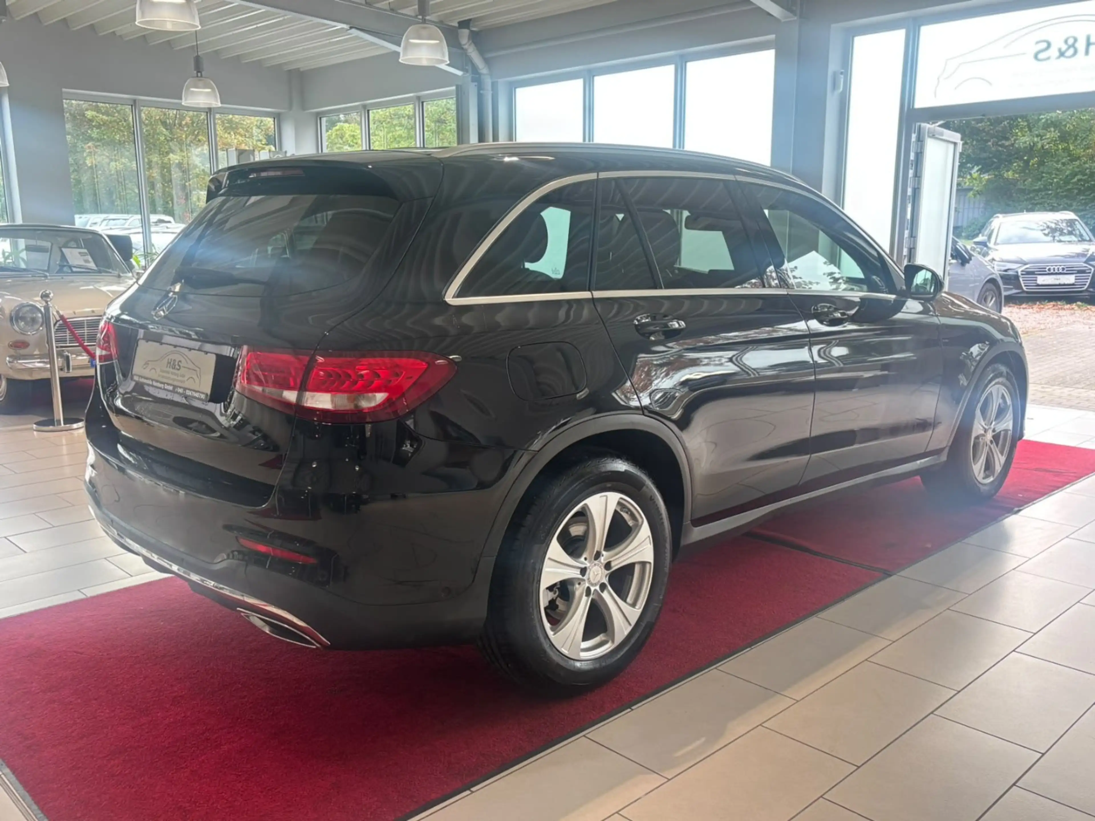 Mercedes-Benz GLC 220 d 4Matic AMG Line*AHK* — photo 7