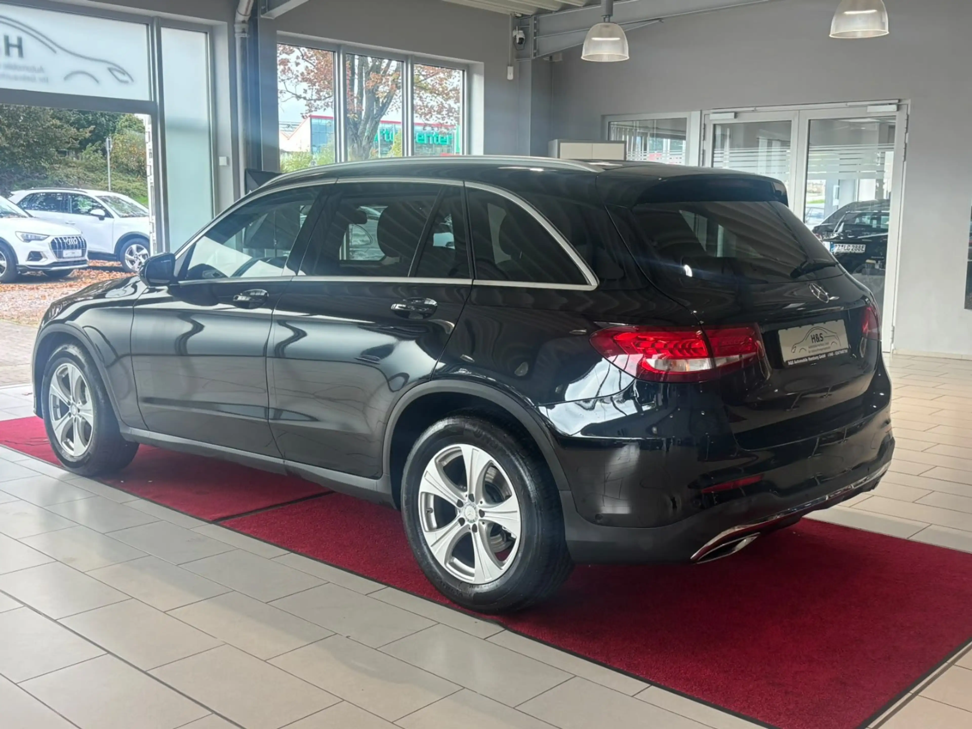 Mercedes-Benz GLC 220 d 4Matic AMG Line*AHK* — photo 3
