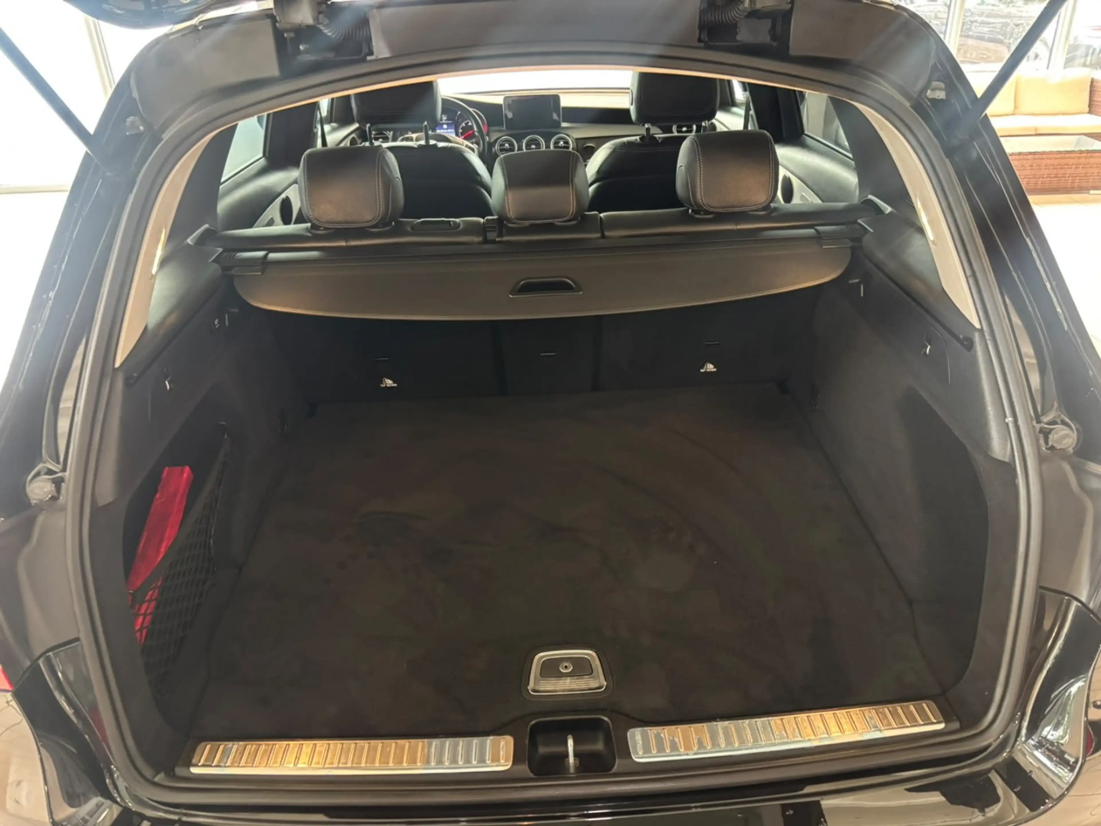 Mercedes-Benz GLC 220 d 4Matic AMG Line*AHK* — photo 32