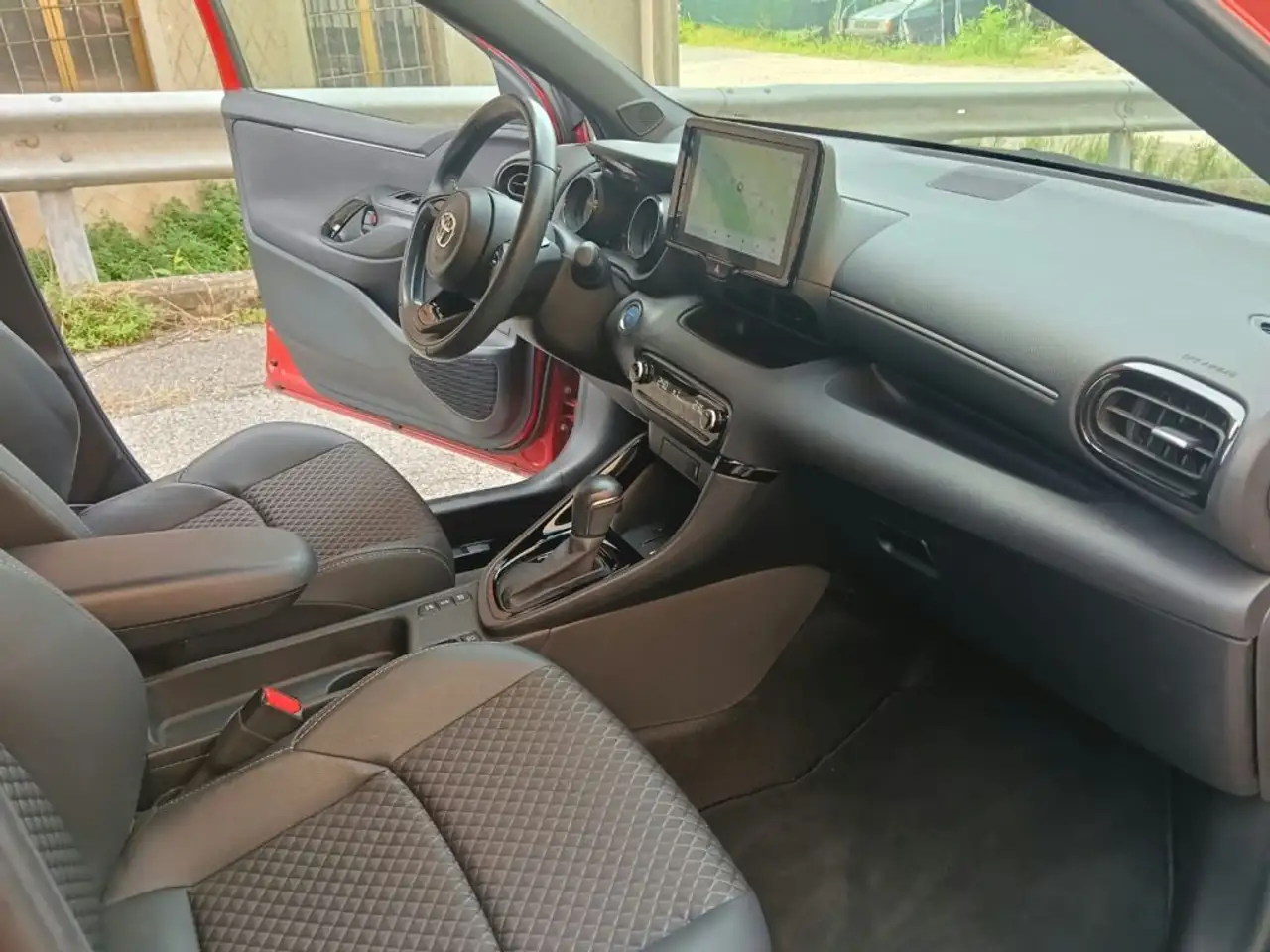 Toyota Yaris 1.5 Full Hybrid 5 P. STYLE garanzia toyota 04/2037, миниатюра 20