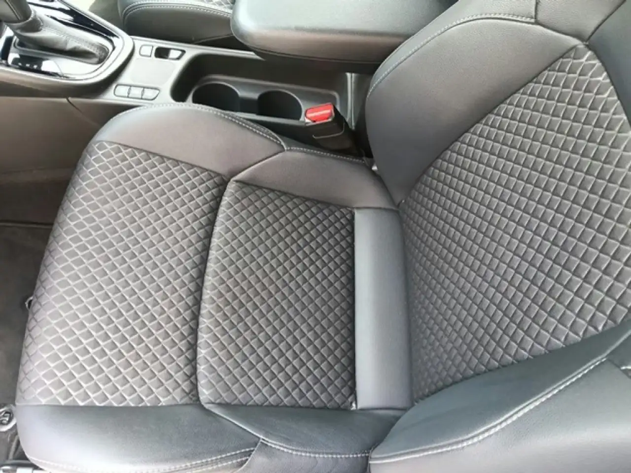 Toyota Yaris 1.5 Full Hybrid 5 P. STYLE garanzia toyota 04/2037, миниатюра 17
