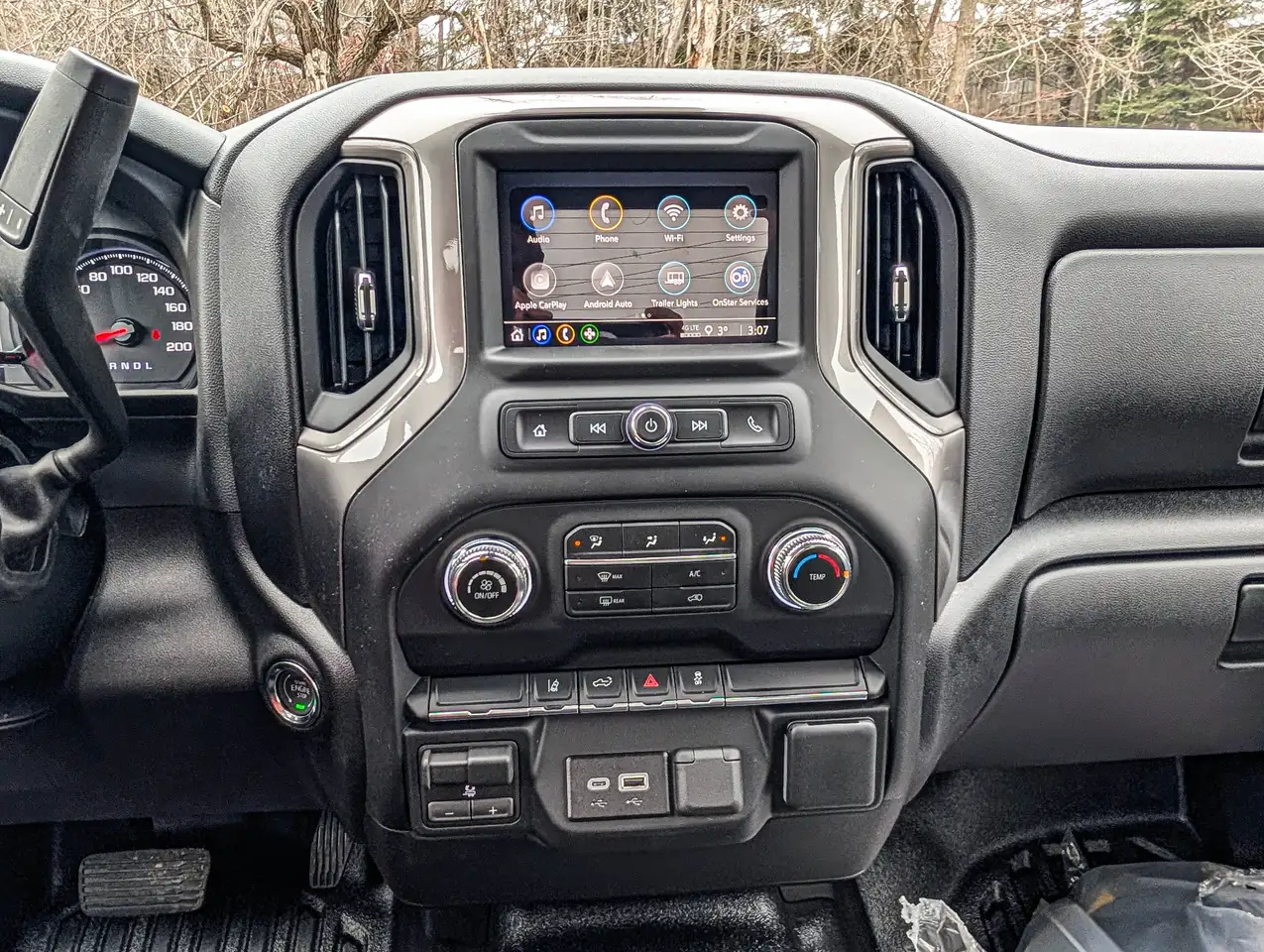 GMC Sierra 2500HD снимка GMC Sierra 2500HD