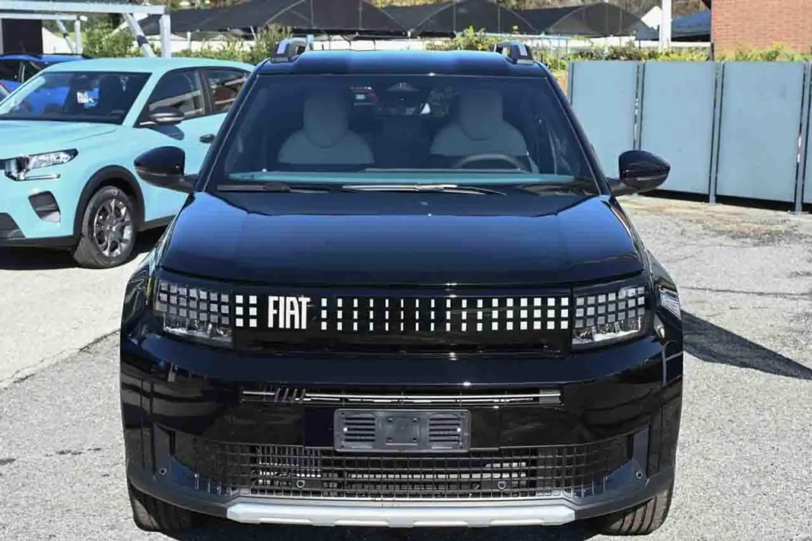 Fiat Grande Panda 1.2 Hybrid 110 CV S&S La Prima Schwarz - 2