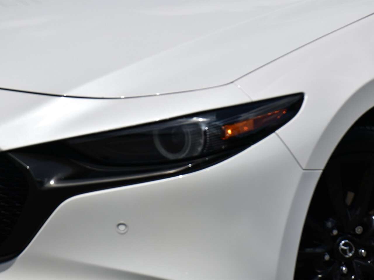 2023 Mazda Mazda3 RED LEATHER INTERIOR, BOSE AUDIO, LOW KMS — снимка 1