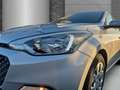 Hyundai i20 Classic 1.2 Klima el.SP Spieg. beheizbar teilb.Rüc Silber - thumbnail 4