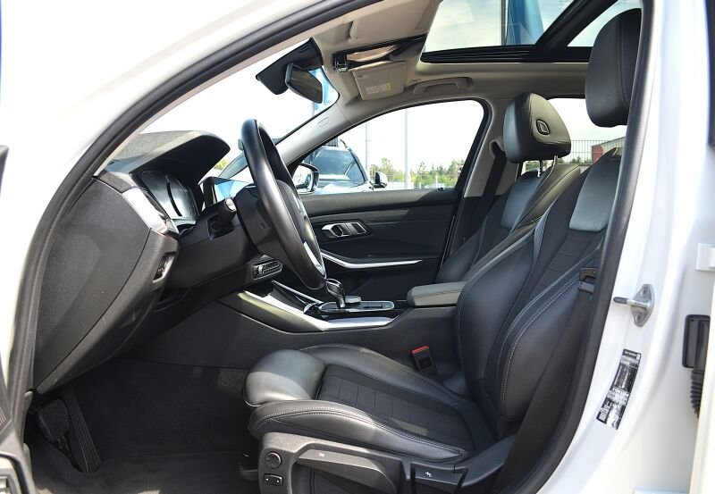 BMW 318 i Touring Sport Line LiveCptPlus.Pano.LED.HiF — photo 8