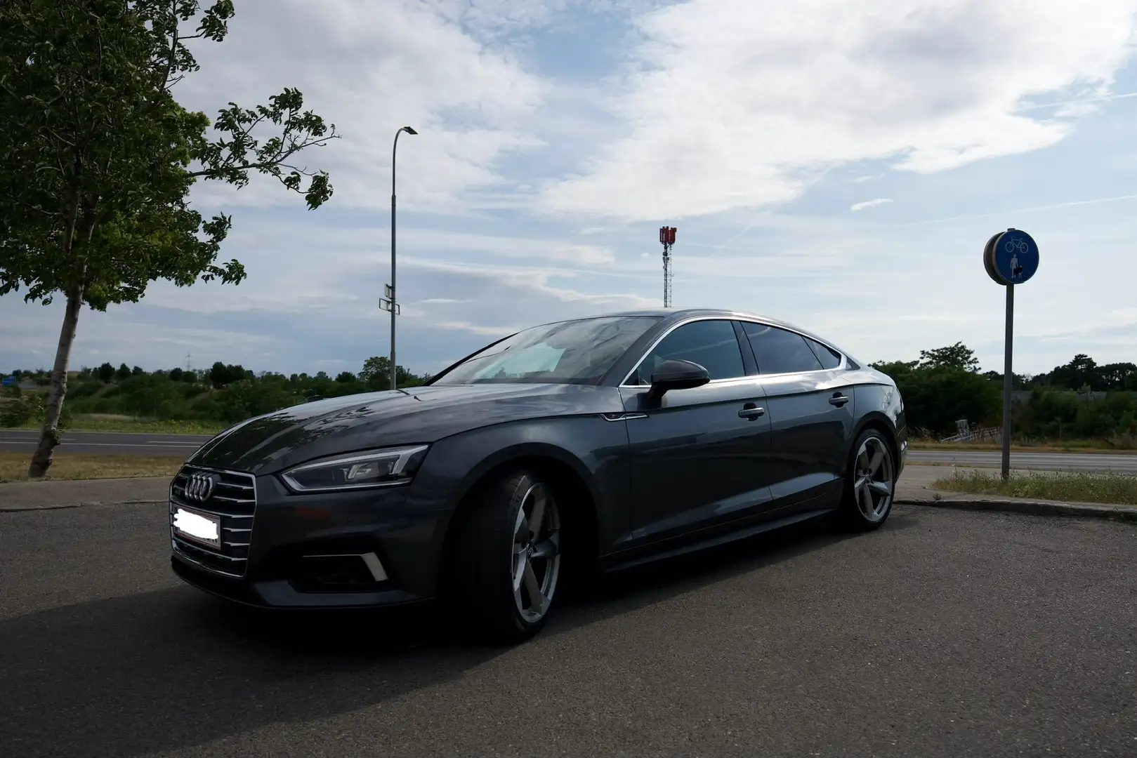 Audi A5 quattro sport Grau - 2