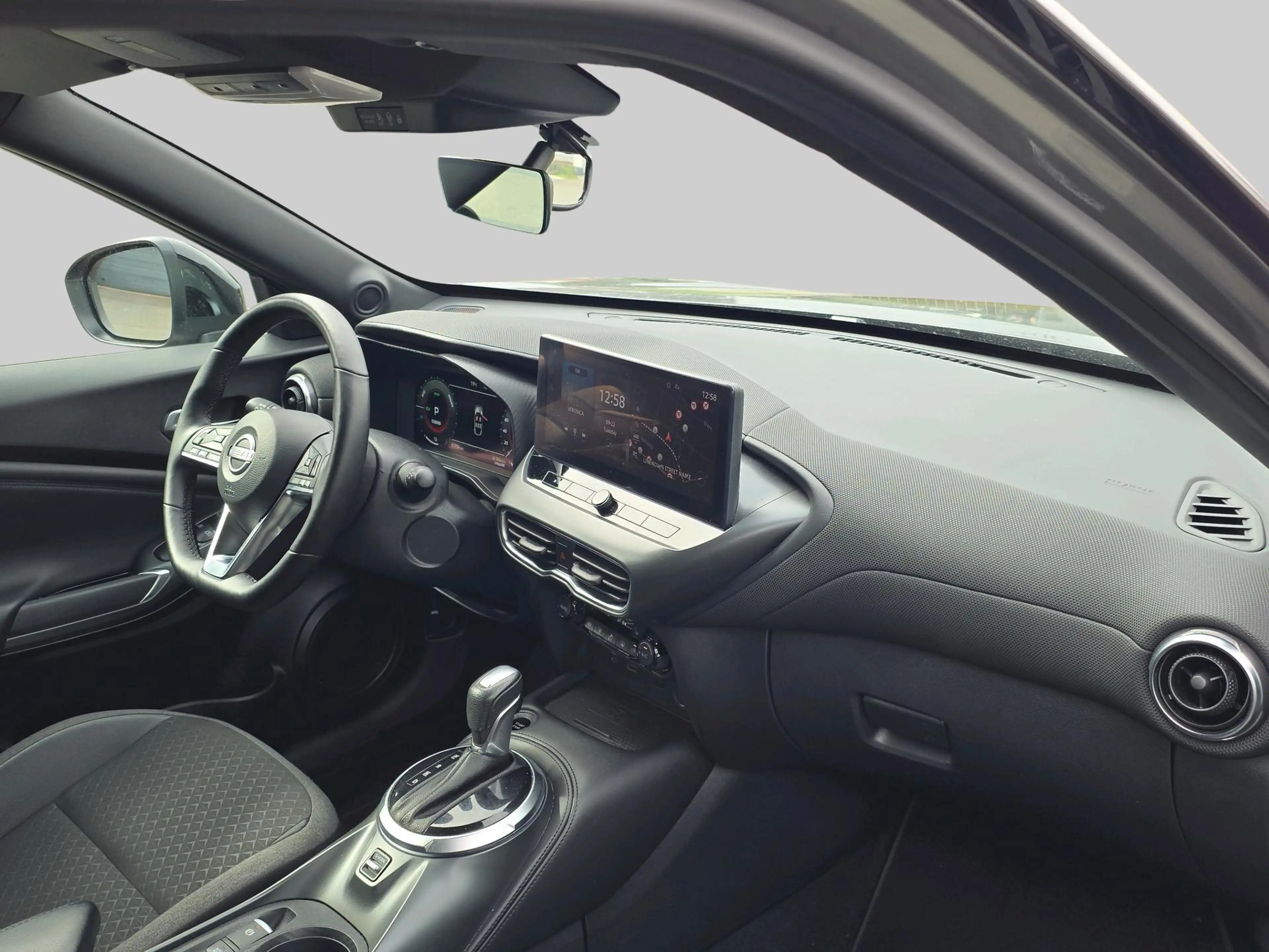 Nissan Juke 1.6 Hybrid N-Design — photo 13
