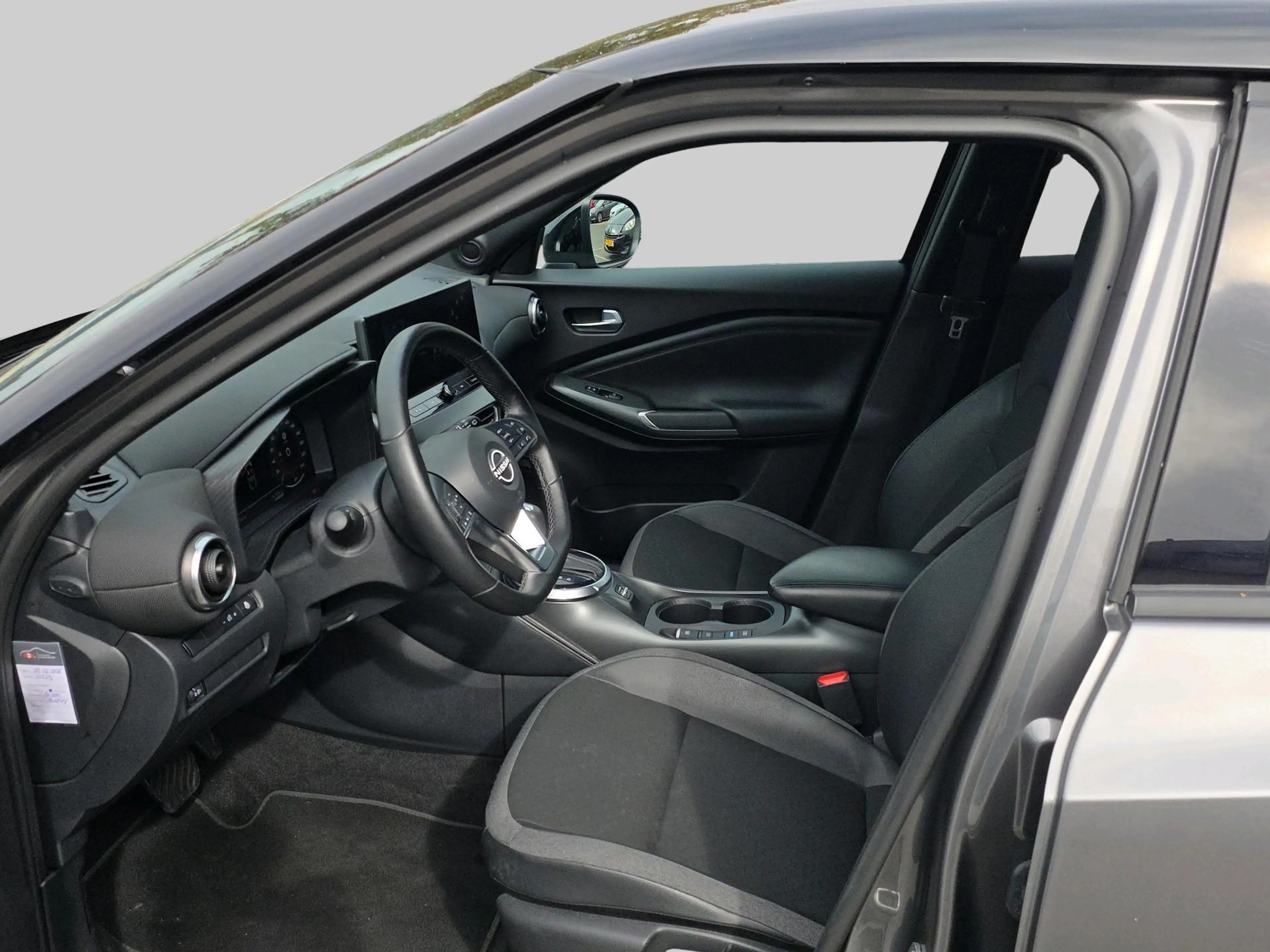 Nissan Juke 1.6 Hybrid N-Design — photo 12