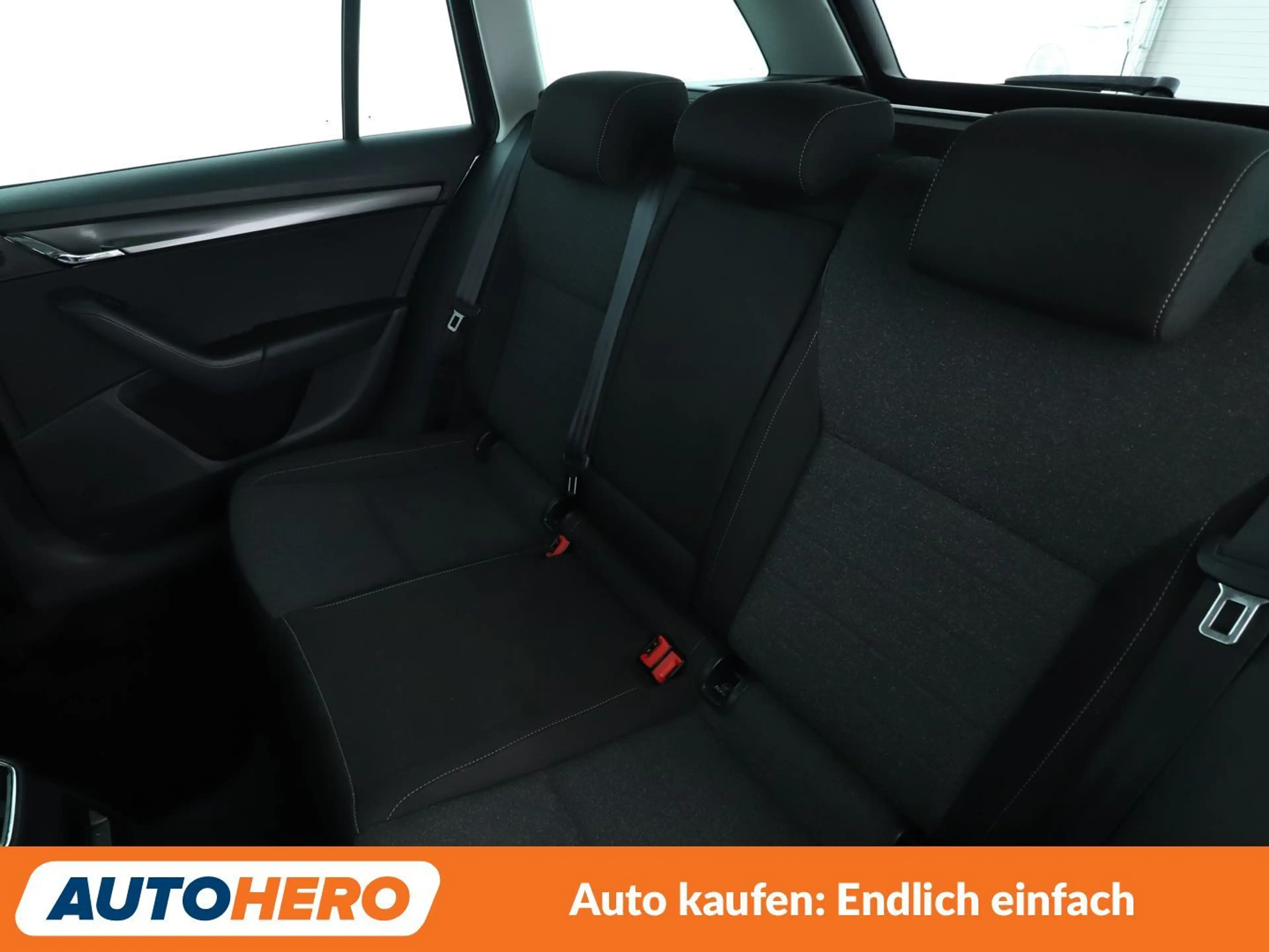 Skoda Octavia 1.0 TSI Soleil *NAVI*LED*TEMPO*PDC*SHZ* — photo 14