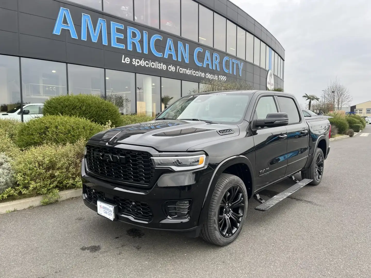 Dodge RAM TUNGSTEN AIR RAMBOX HAYON MULTI BLACK PACKAGE Noir - 1
