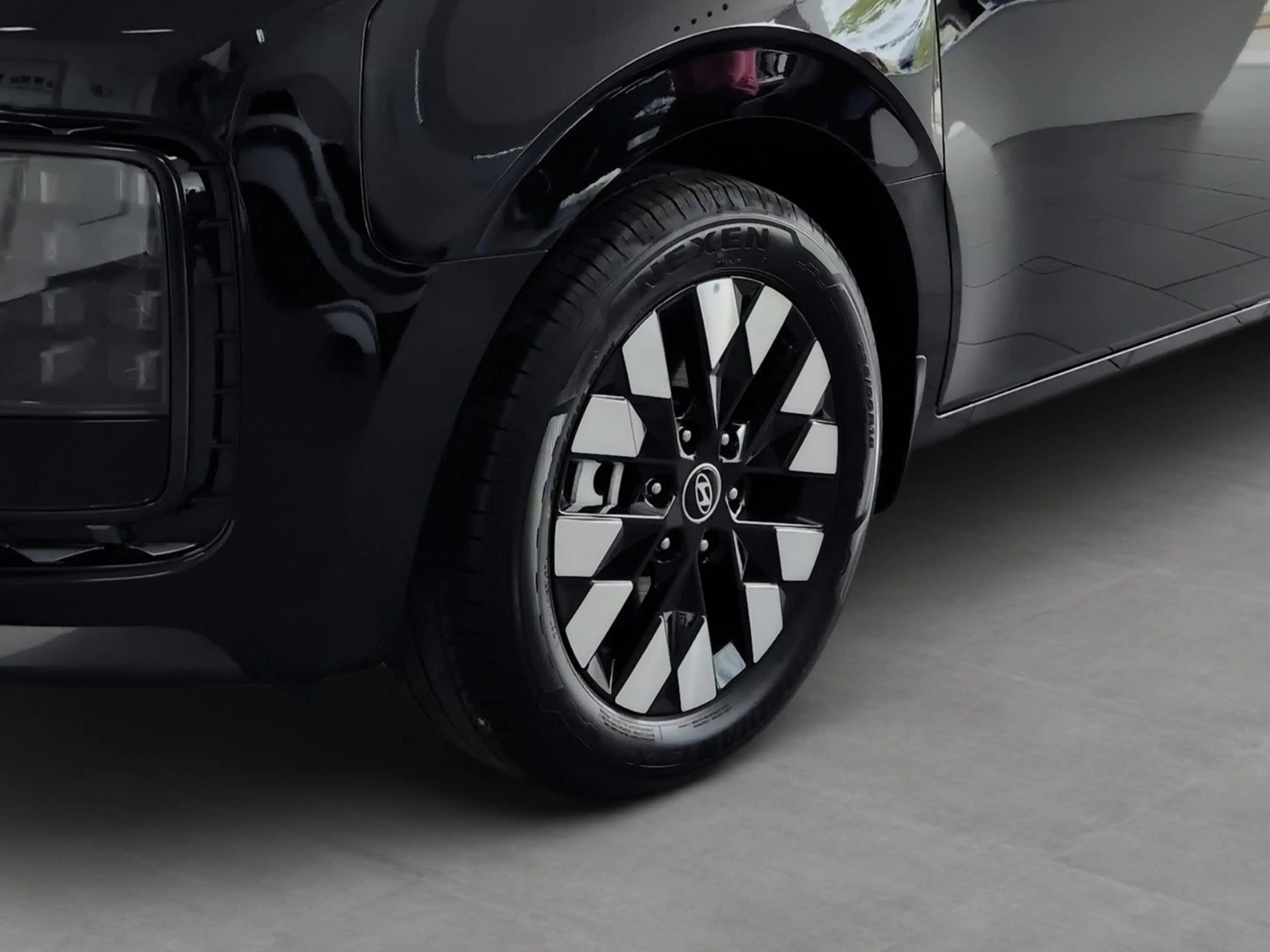 Hyundai STARIA Signature Hybrid*BOSE*SzBL*360*LEDER* — photo 5