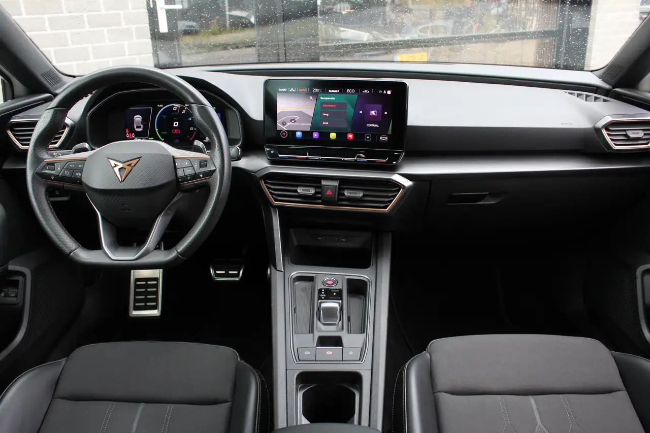 Cupra Leon Sportstourer 1.4 e-Hybrid VZ Adrenaline / Carplay, миниатюра 2