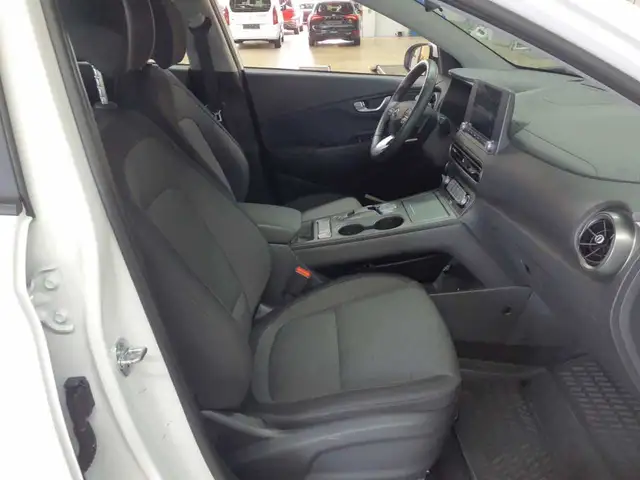 Hyundai Kona view 12