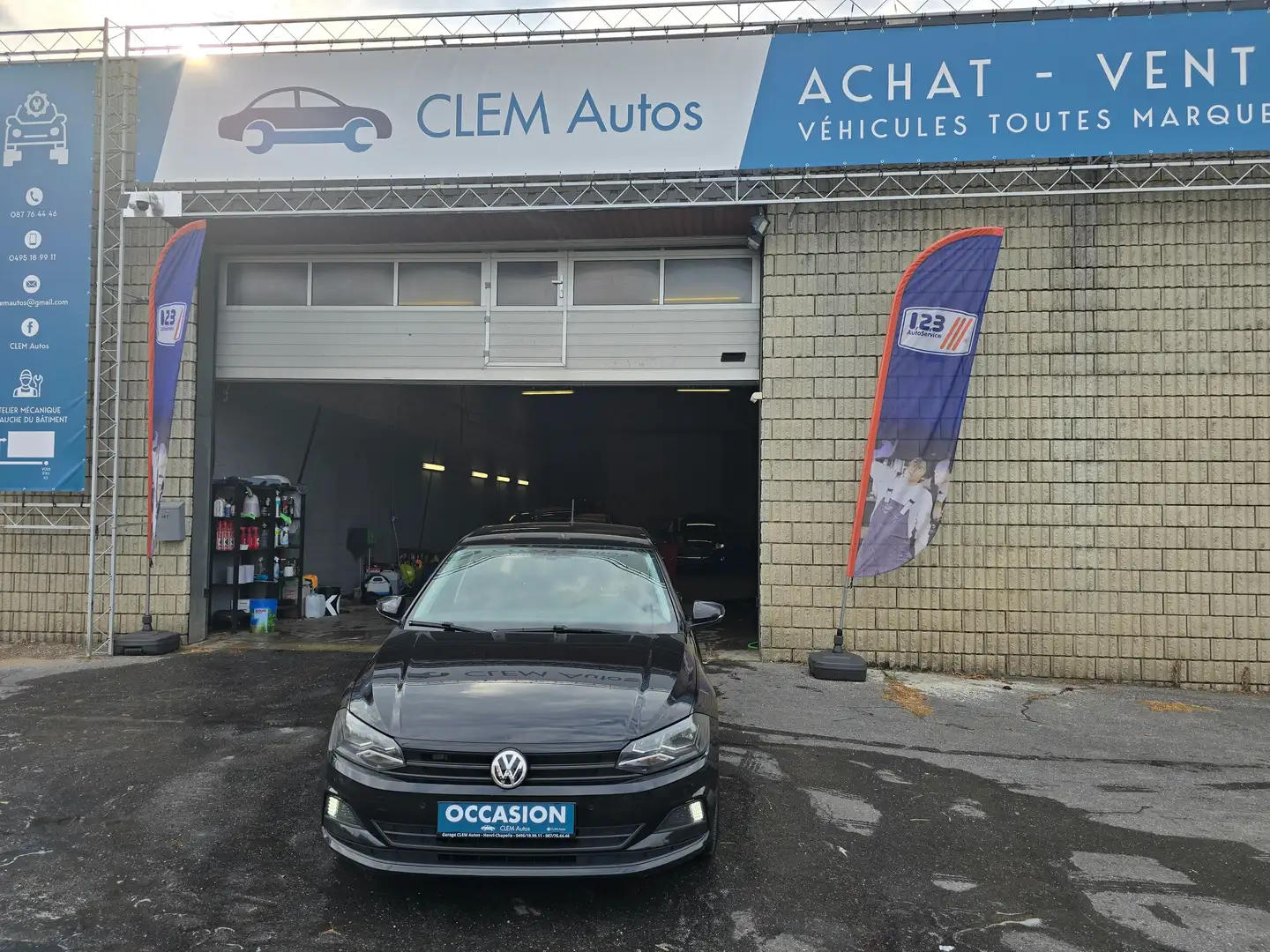Volkswagen Polo Polo 1.0 TSi clim, car play, 1er prop, jantes 17 Noir - 1