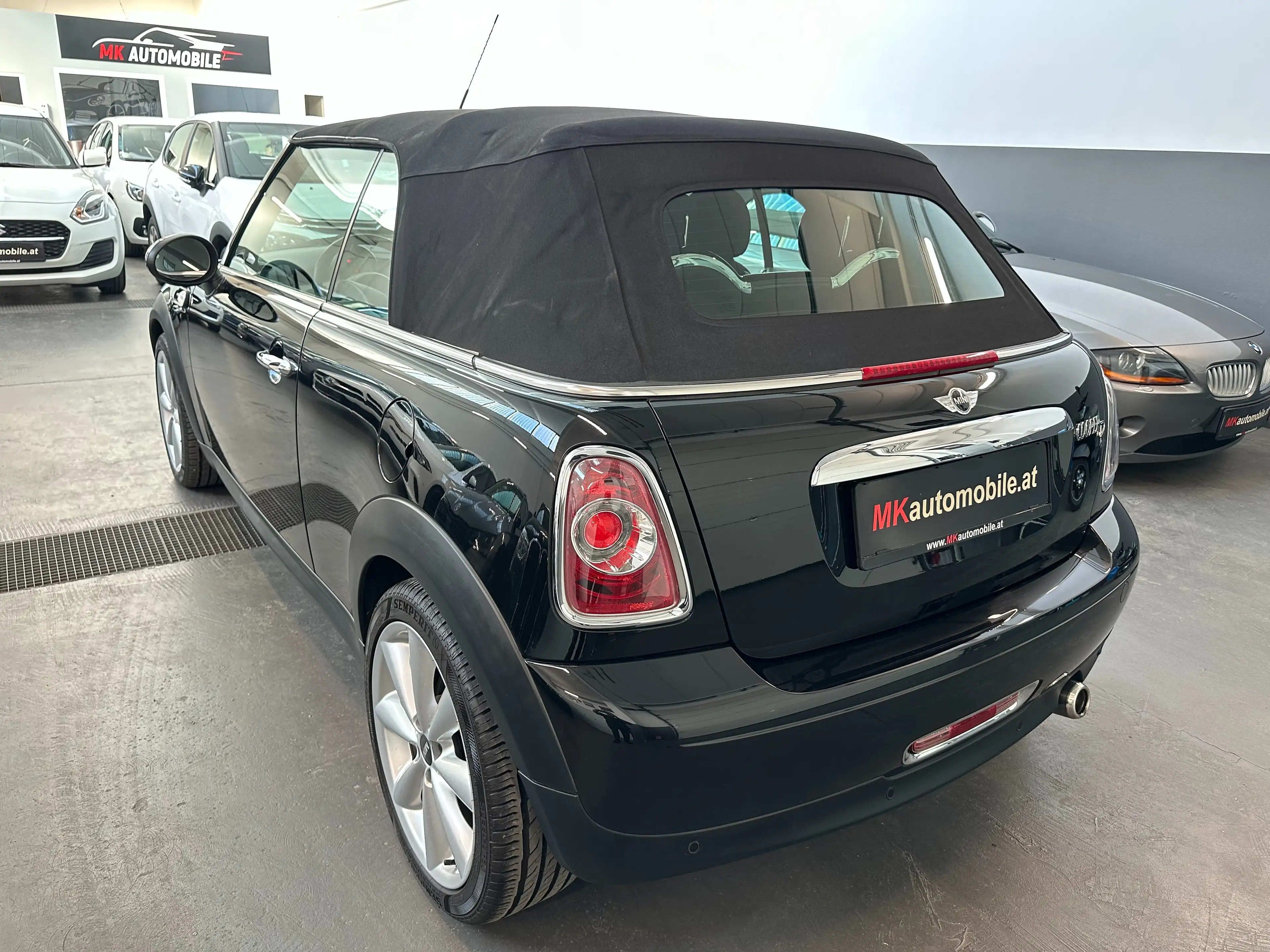 MINI Cooper D Cabrio Cooper D — photo 10
