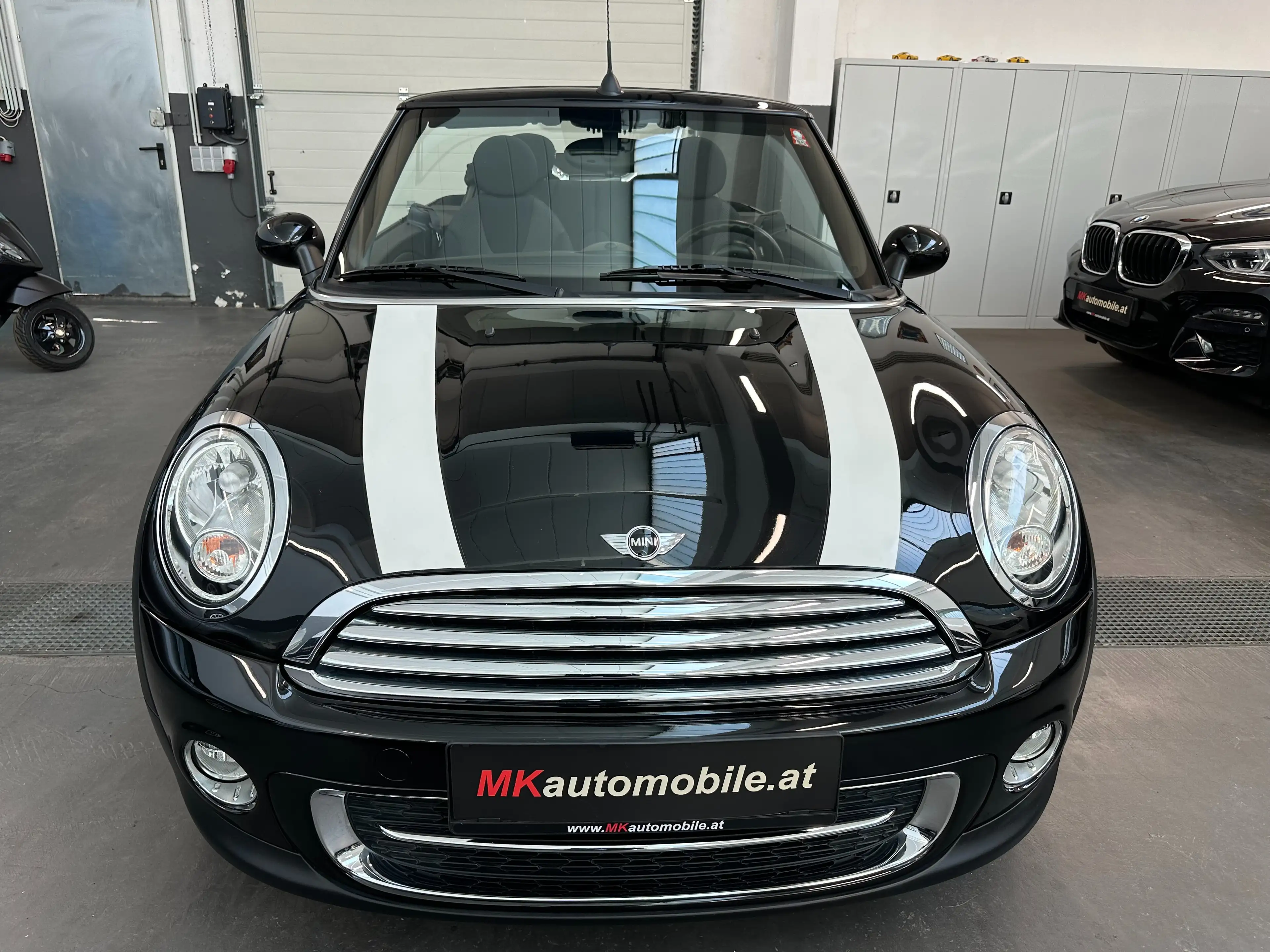 MINI Cooper D Cabrio Cooper D — photo 2