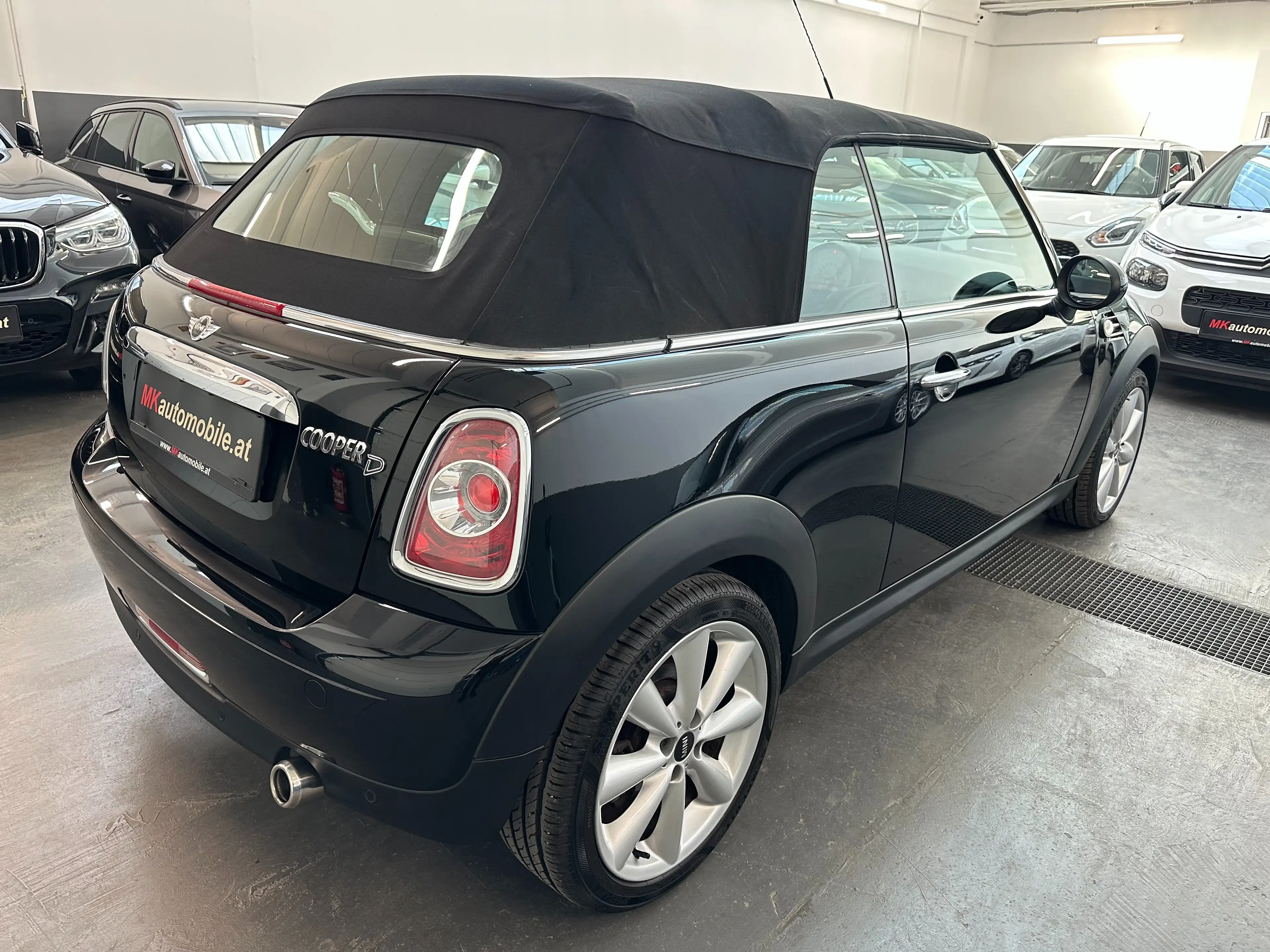 MINI Cooper D Cabrio Cooper D — photo 12