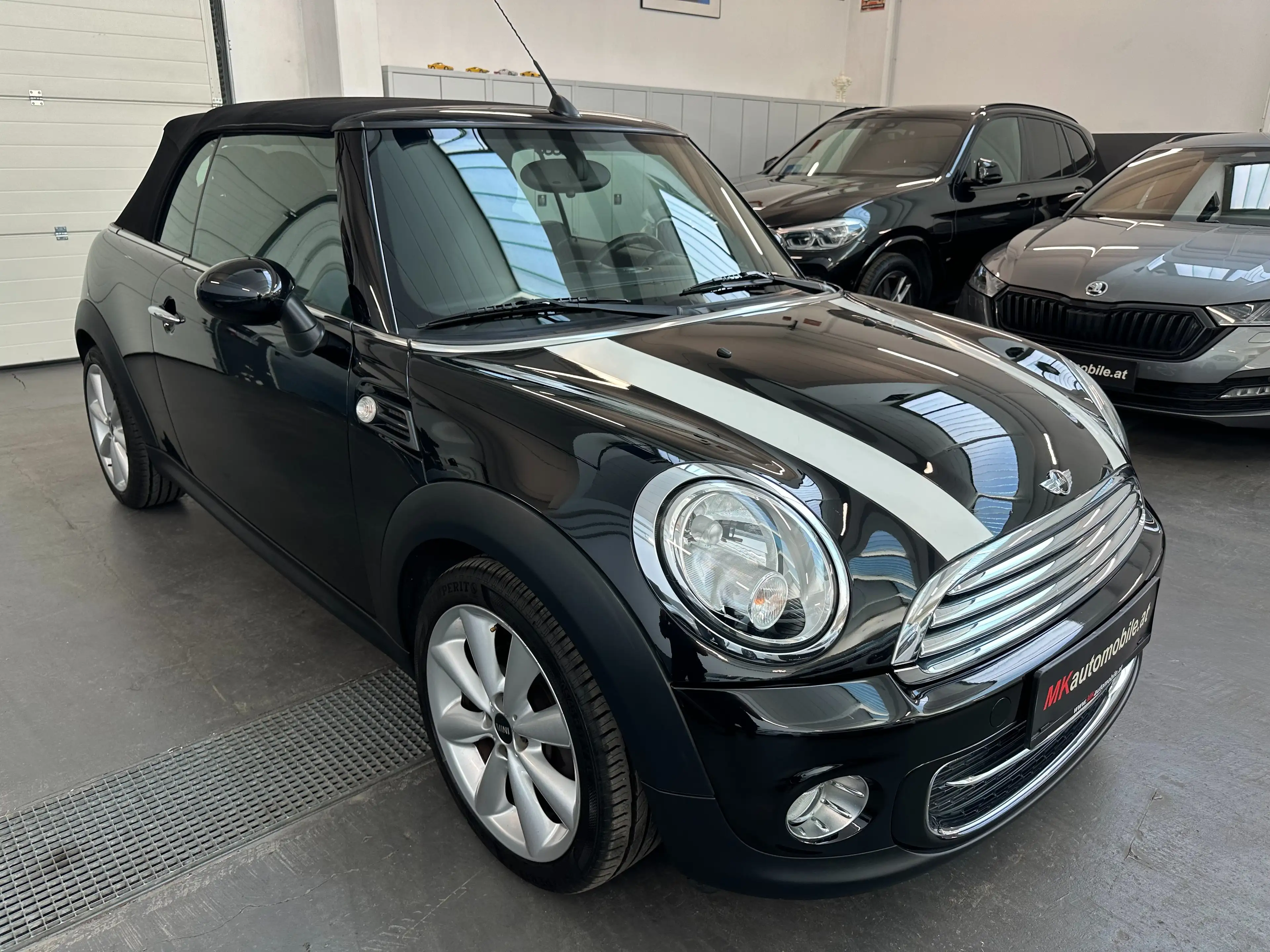 MINI Cooper D Cabrio Cooper D — photo 7