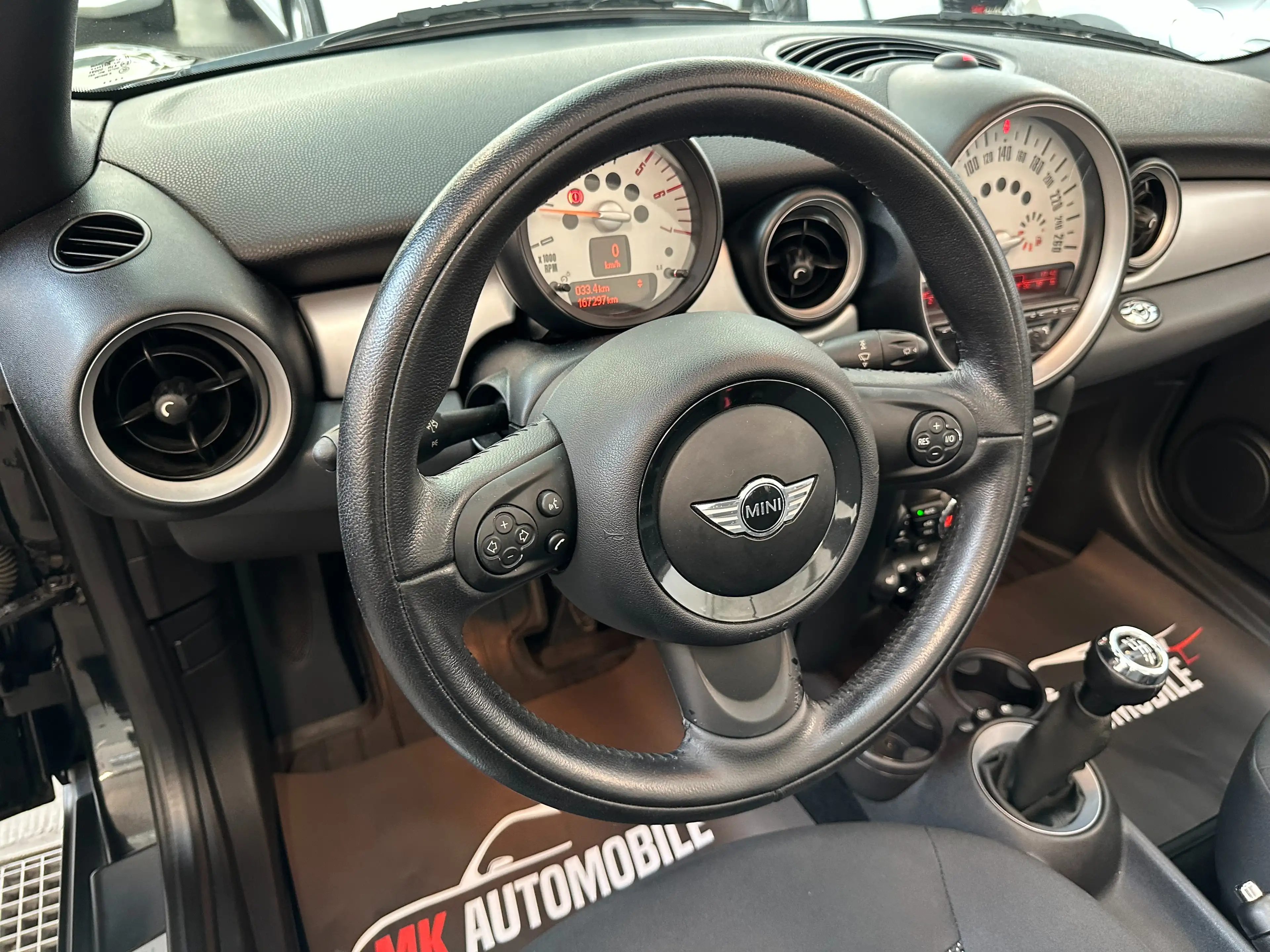 MINI Cooper D Cabrio Cooper D — photo 15