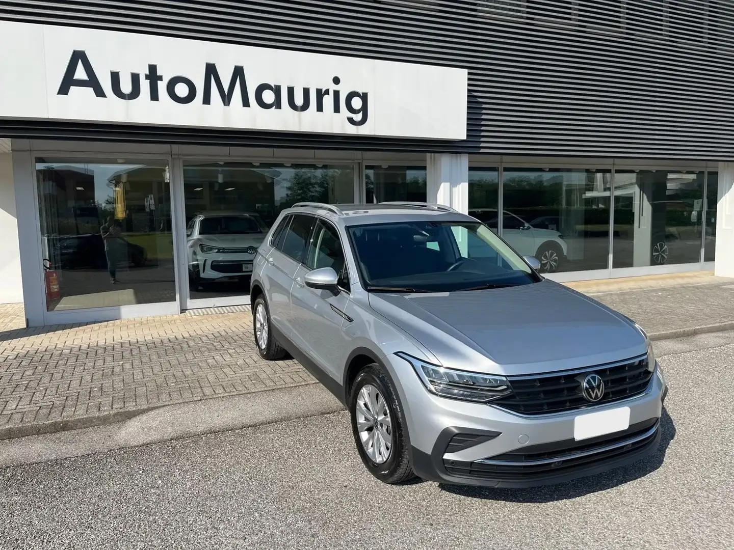Volkswagen Tiguan Tiguan 2.0 tdi Life 150cv dsg Argento - 2
